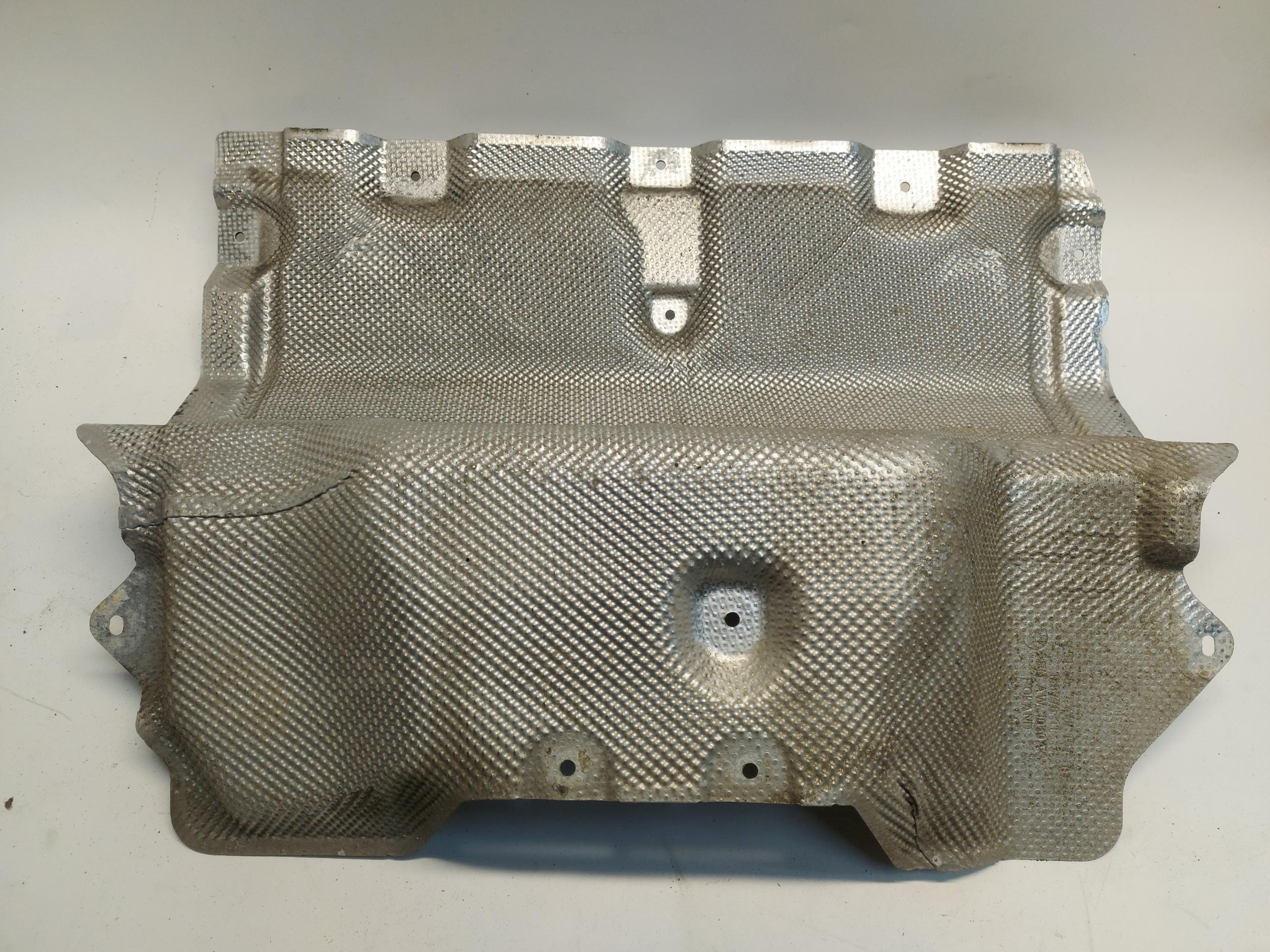 BMW G20 330e Blende Abdeckung TERMICZNA 7447157