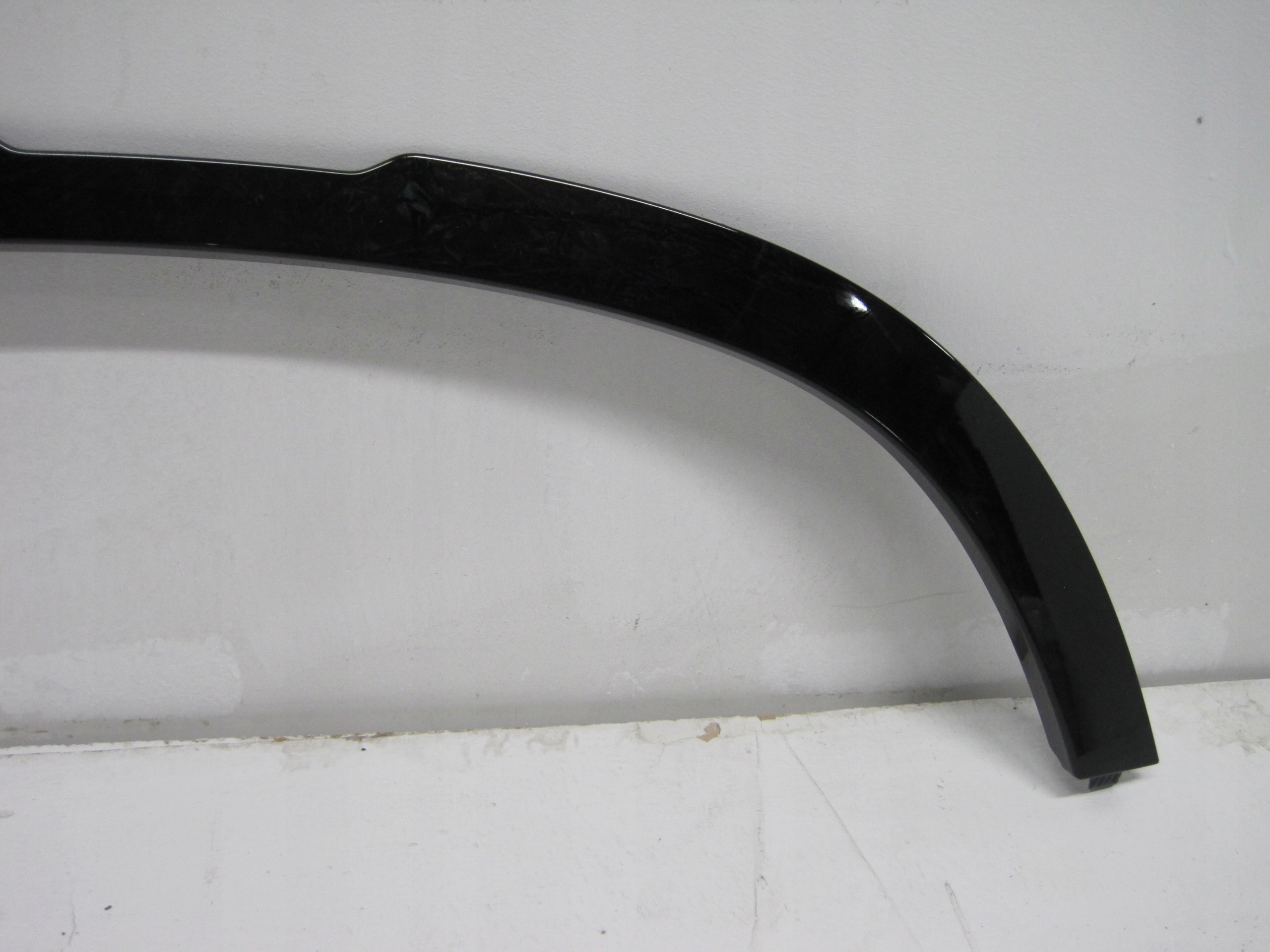 Couverture Moulage Aile LAND ROVER DEFENDER L8B2-286D03-BX