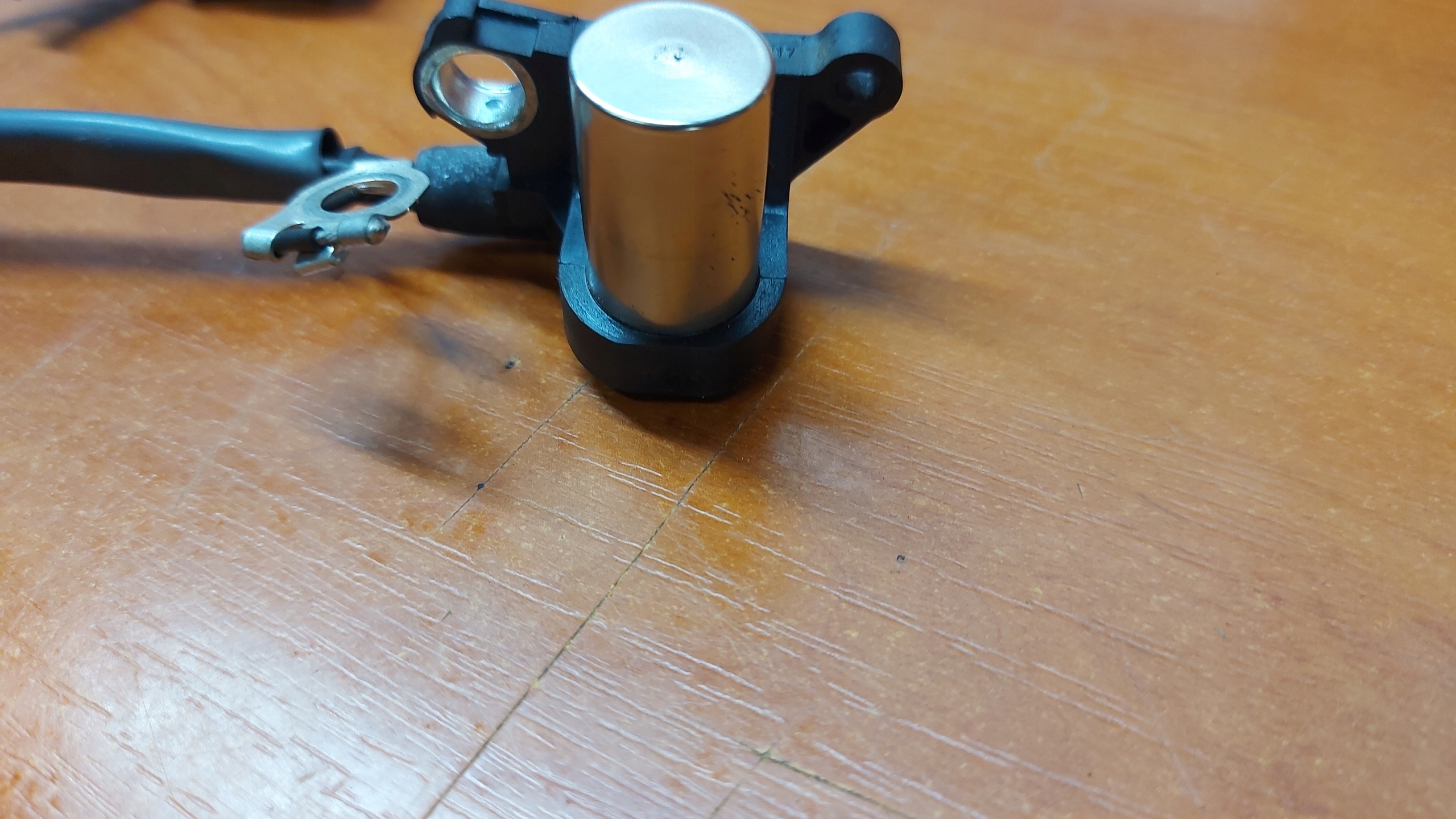 crankshaft position sensor TOYOTA AVENSIS CAMRY CELICA RAV4 2.0 95