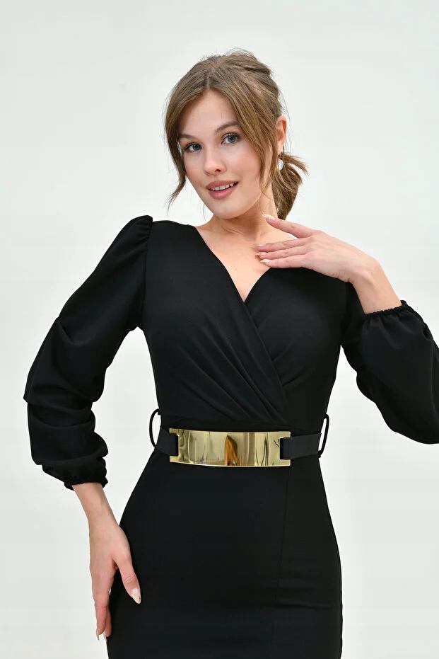 Černé Šaty Elegantní A Zlatým Páskem 5GA