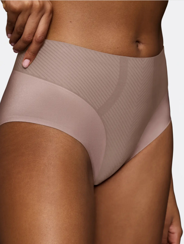 Modelovací maxi kalhotky Triumph Bmu Illusion Curve Maxi vel. M