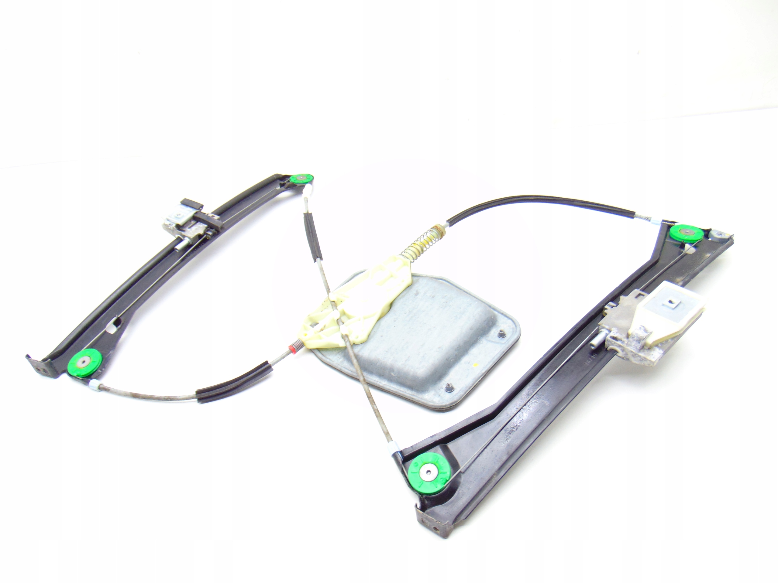 MECHANIZM SZYB LEWY PRZÓD PRZEDNI VW SCIROCCO III 1K8837401Q Producent części Volkswagen OE