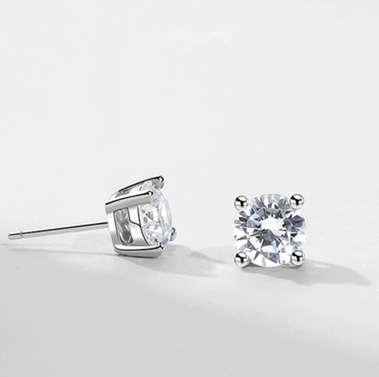 Náušnice se syntetickými Zirkony diamanty 0,5 ct, doplňky Lolita