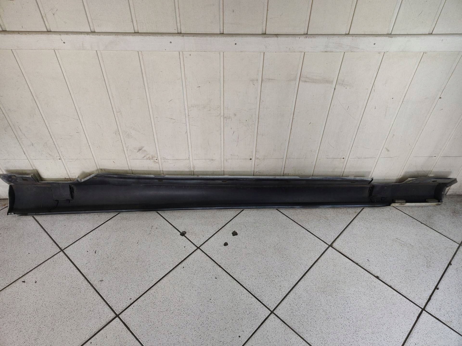 moulding threshold exterior right side Mercedes-Benz E w212 W212 2011