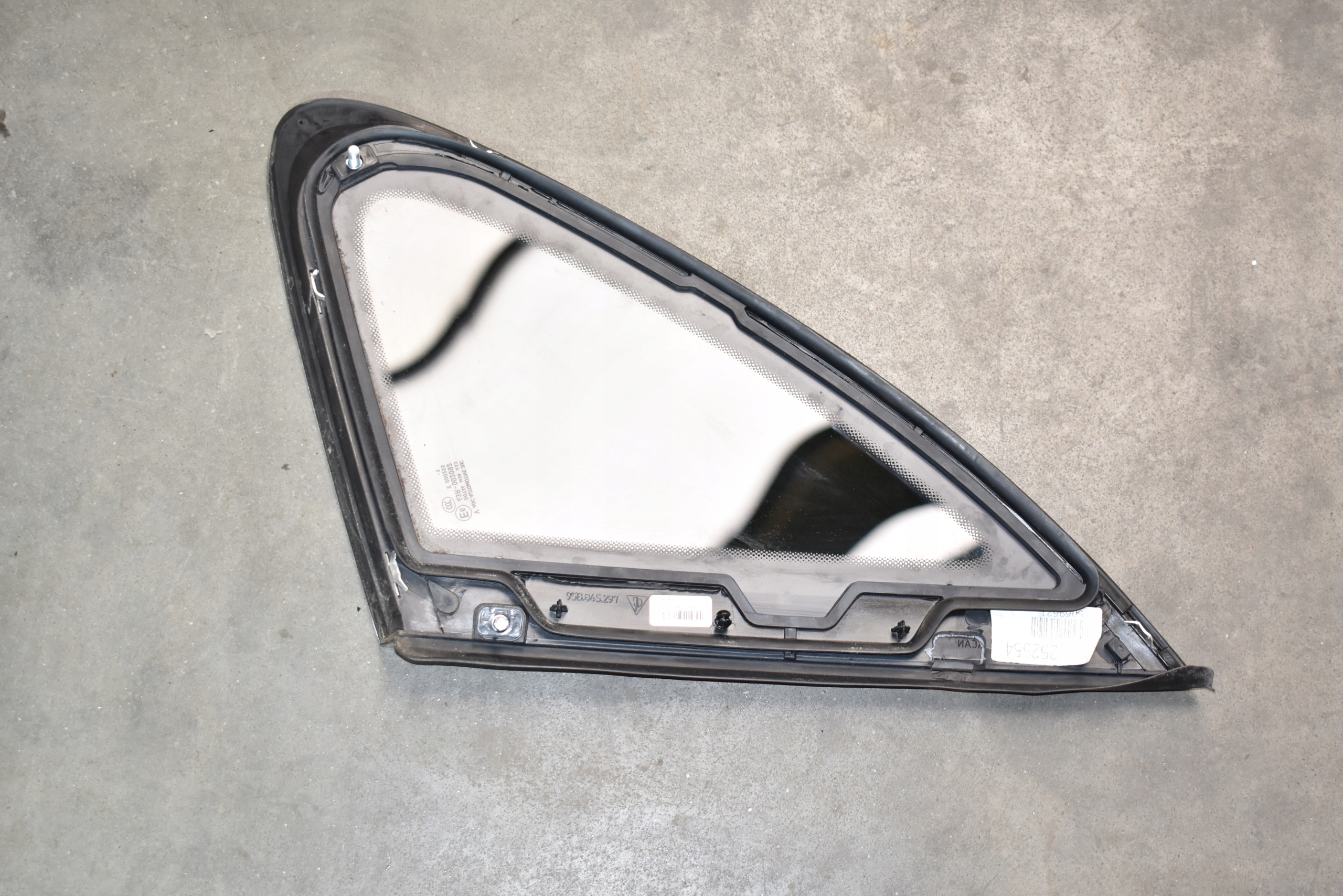 IDEALNA window bodywork AS3 15R. left moulding CHROM PORSCHE MACAN 1