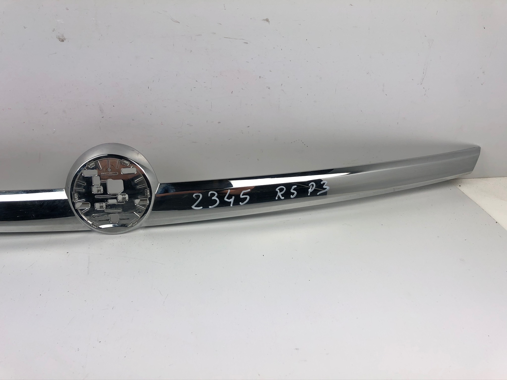 Couverture du capot TYLNIEJ OPEL INSIGNIA A LIFT Berline
