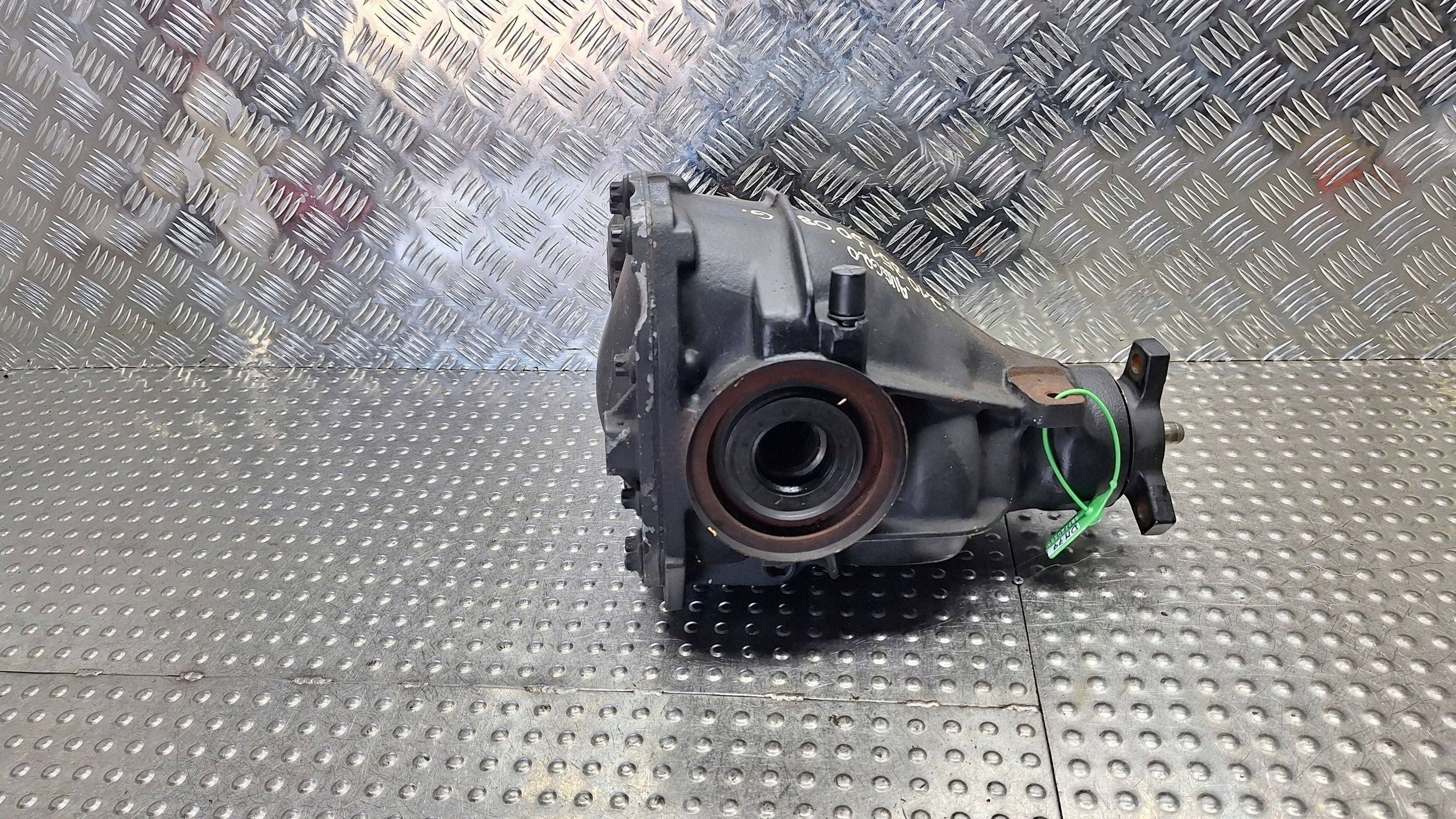 differential diff rear part 2.47 A2043502314 MERCEDES W204 W212 2.2 CDI