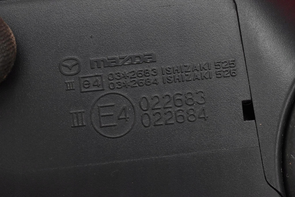 mirror left black, EU MAZDA 2 II DE 07-10 3 PIN