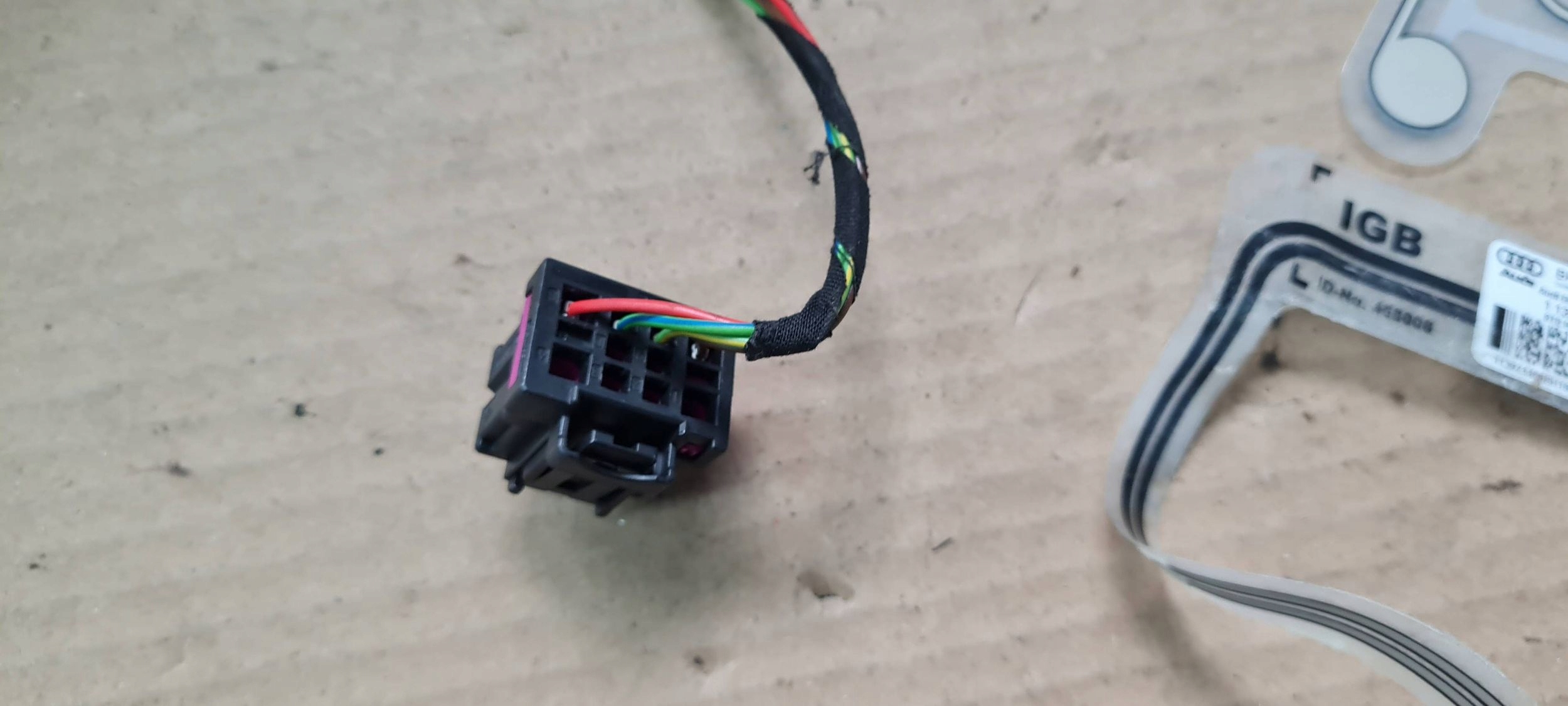 A5 8T LIFT sensor ZAJETOSCI seat front 8T0963553F A4 B8