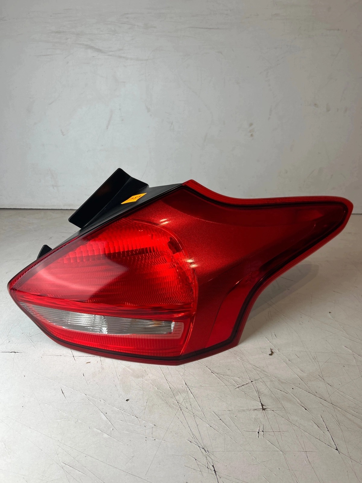 light rear part rear right Ford Focus Mk3 Lift Hatchback