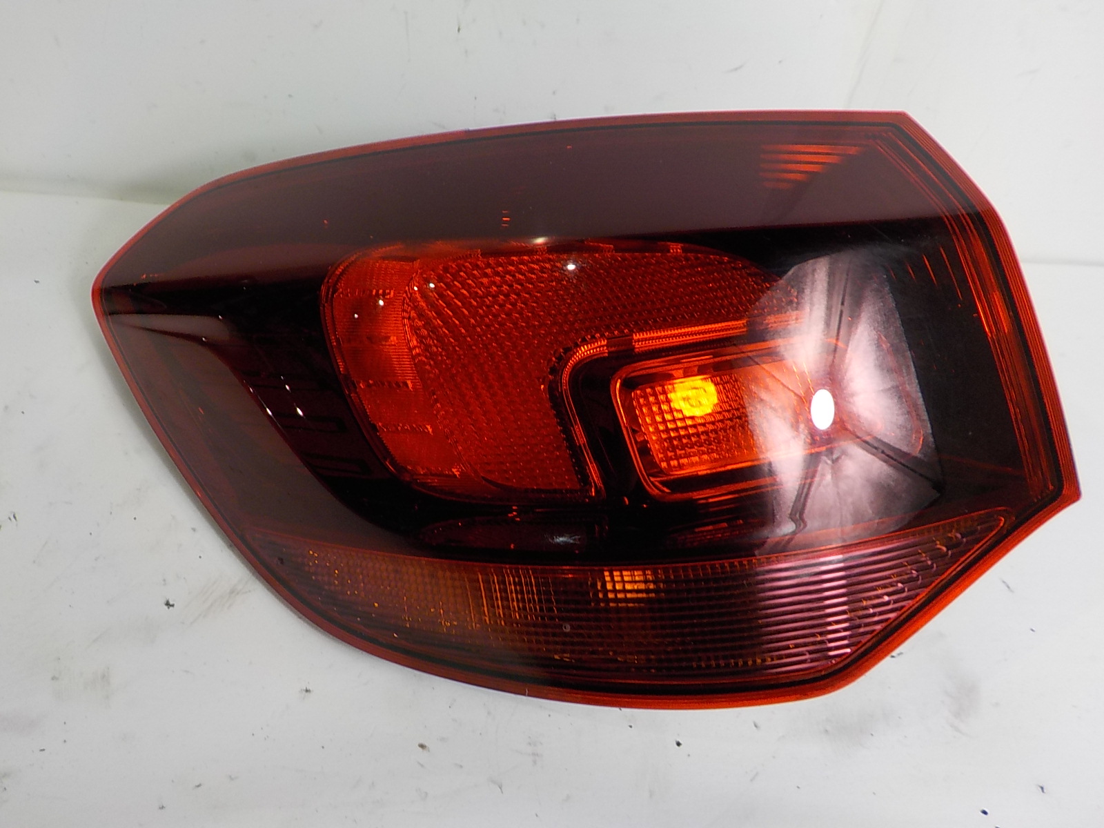 OPEL ASTRA J IV KOMBI light left rear left rear part CIEMNA