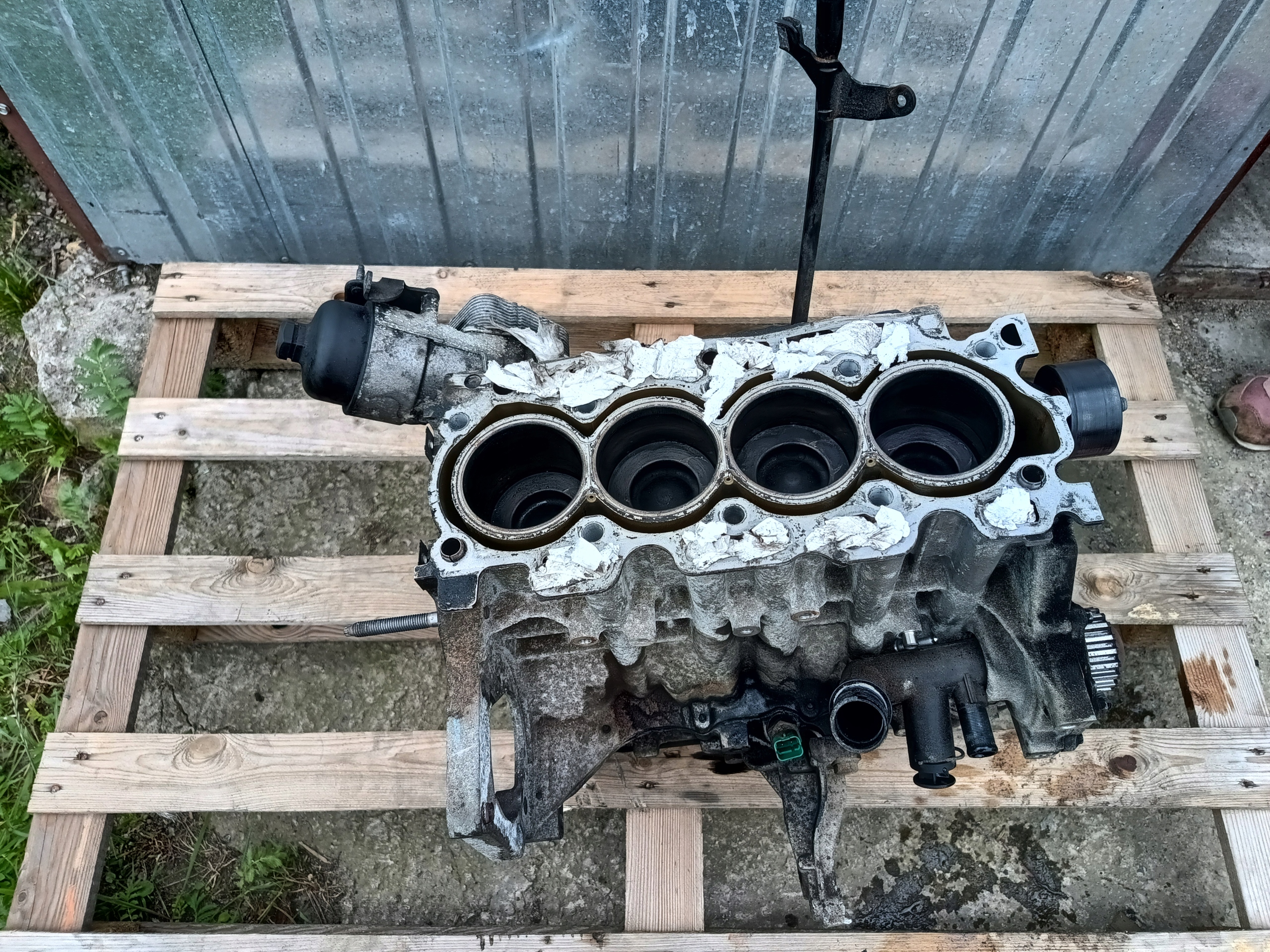 Peugeot Citroen Ford 1.6 EHDi 9H05 BLOK SILNIKA WAŁ TŁOK