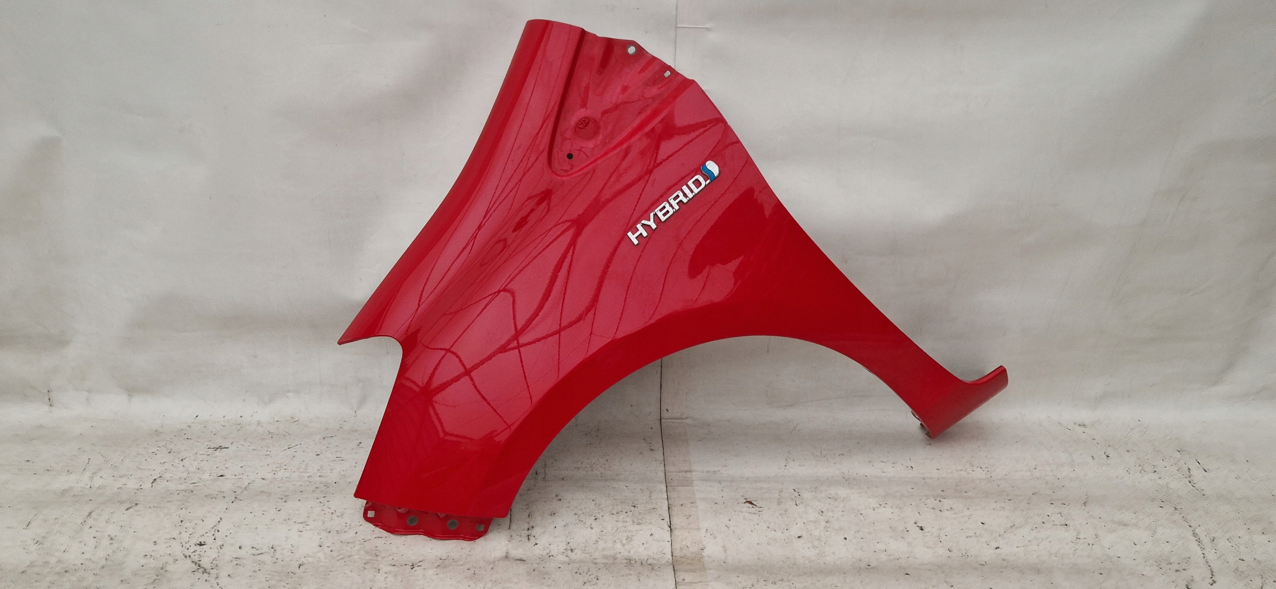 TOYOTA YARIS 4 IV 11- BŁOTNIK PRZÓD PRZEDNI LEWY