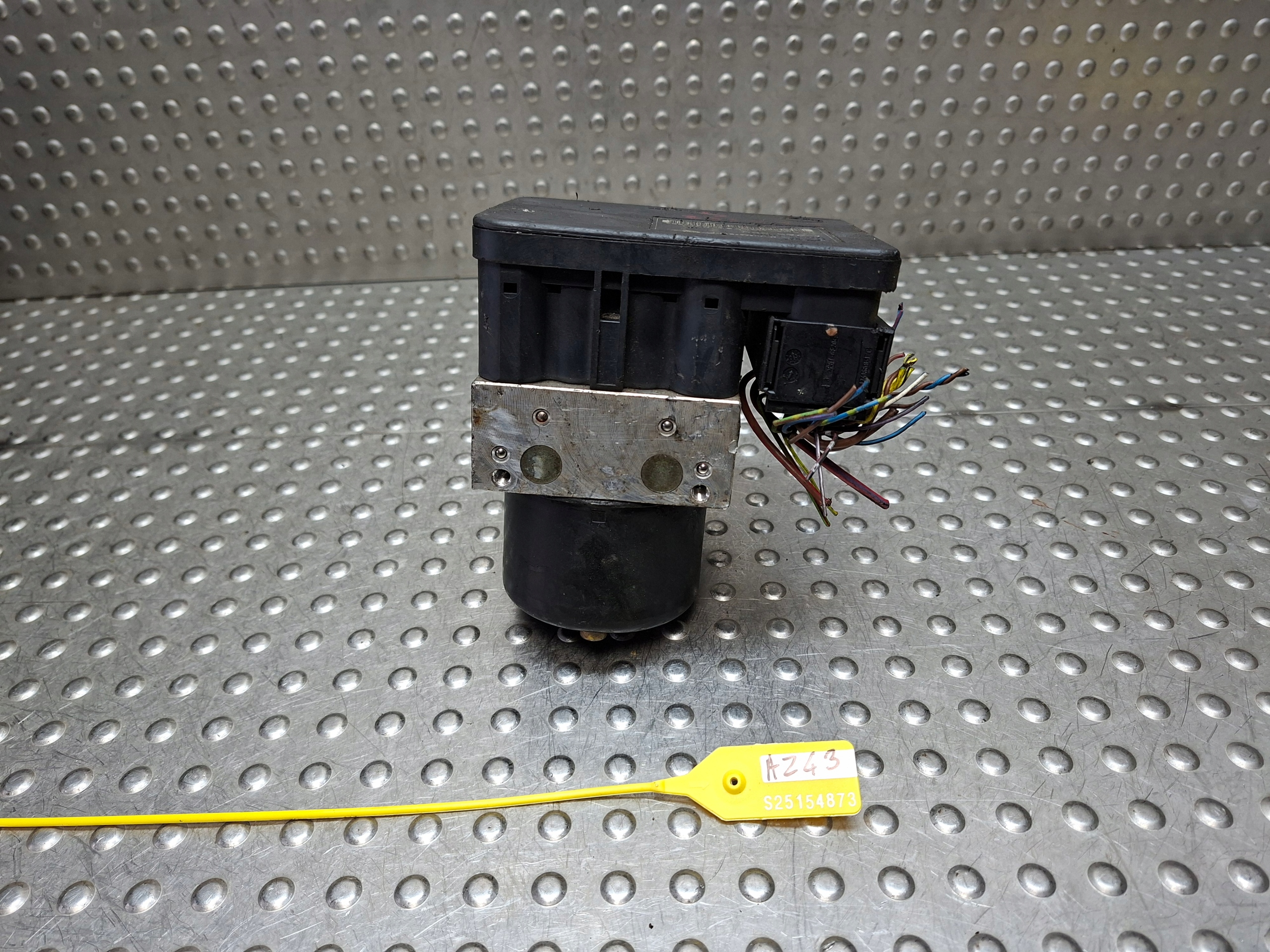 pump control unit ABS MINI COOPER R50 6765286 6765288