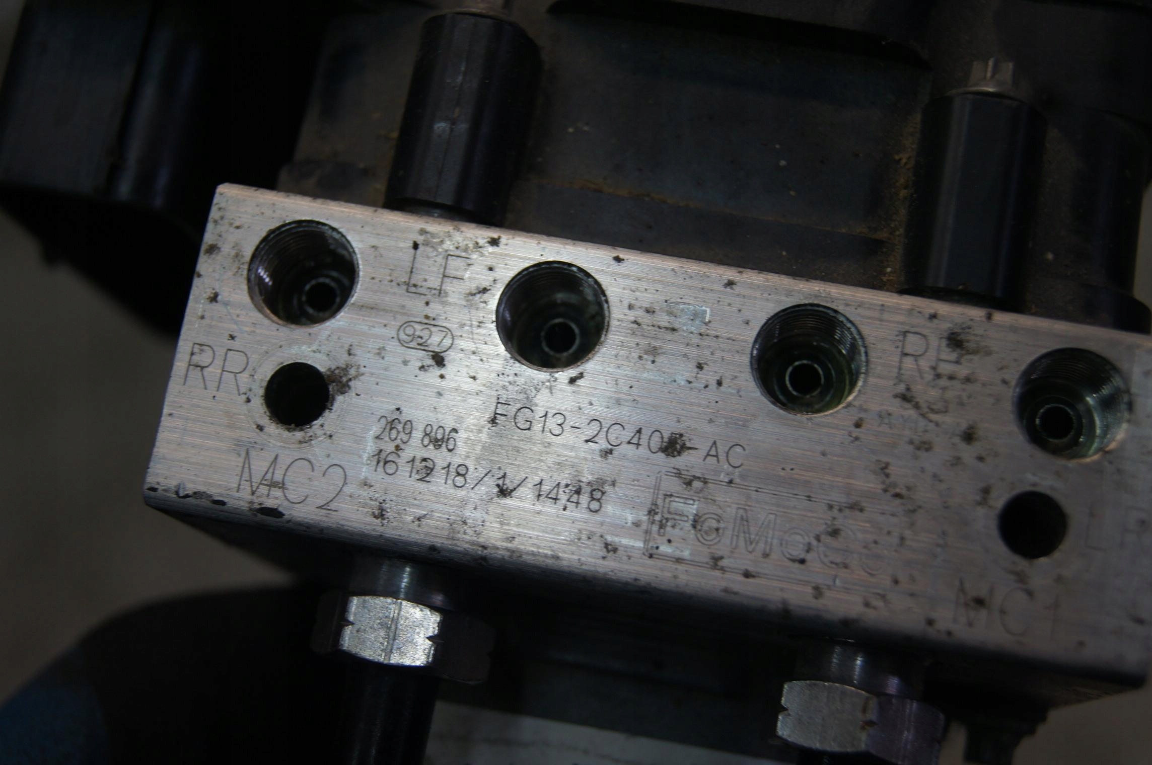 FORD TAURUS VI 3.5 V6 2017r насос ABS