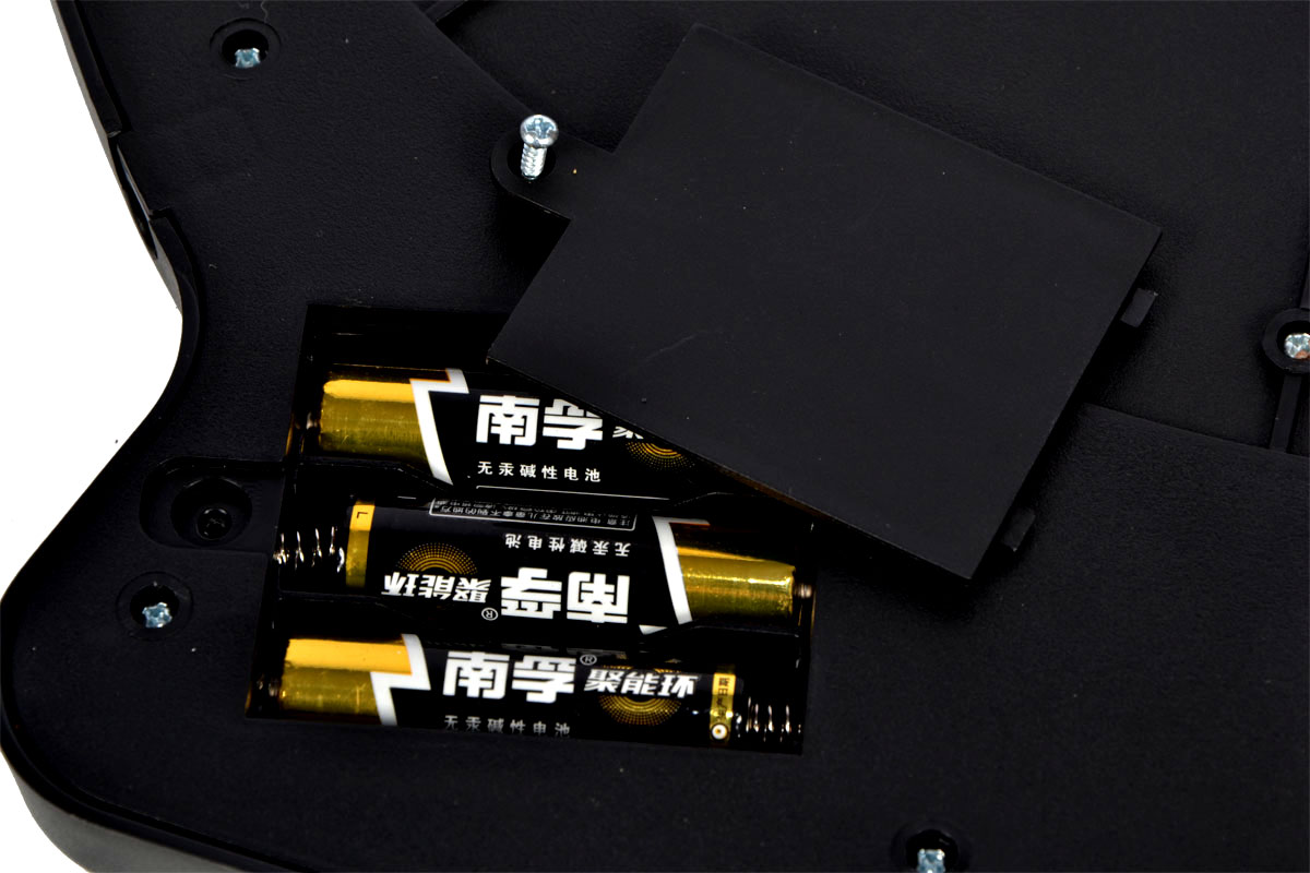 ELEKTRONICZNA TARCZA DO GRY W RZUTKI DART + LOTKI Rodzaj elektroniczna