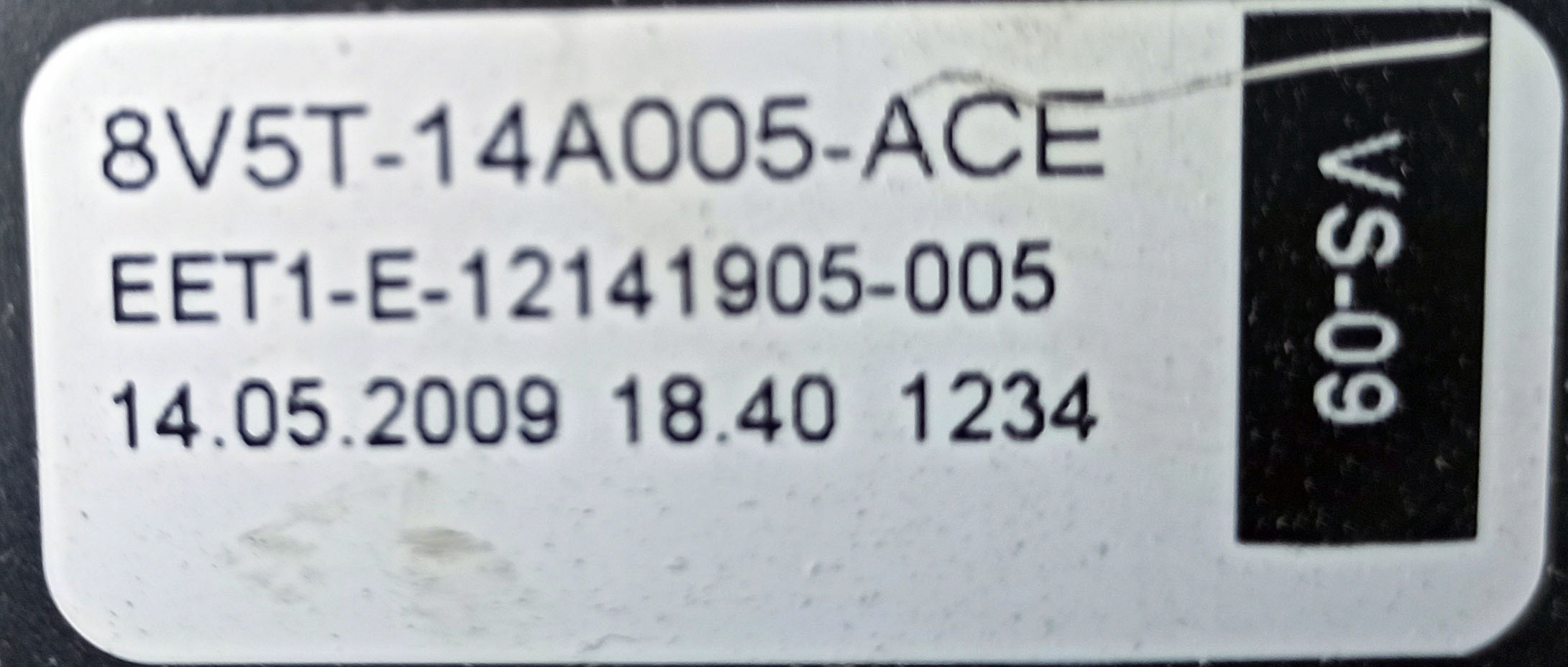 FORD FIESTA MK7 SKRZYNKA BEZPIECZNIKÓW EUR Typ samochodu Samochody osobowe