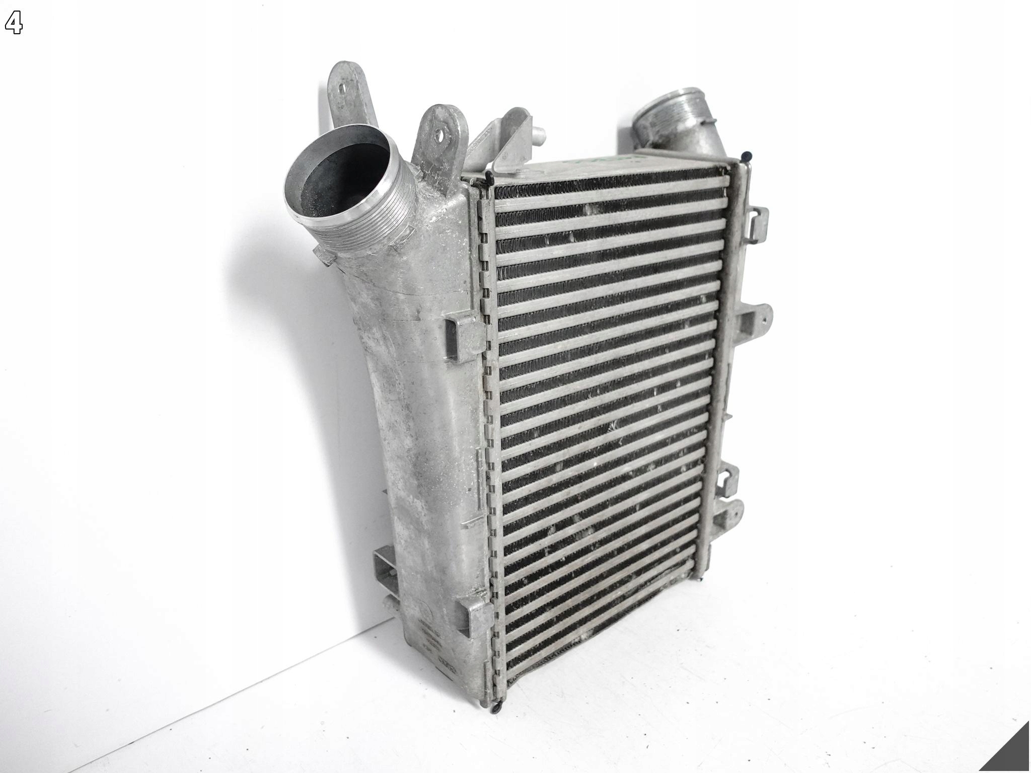 AUDI RS6 4K0 RS7 4K8 C8 4.0 TFSI radiator intercooler right front