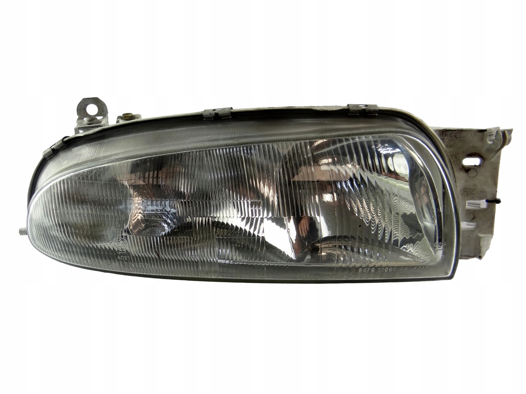 REFLEKTOR right FORD FIESTA IV 0 301 049 004