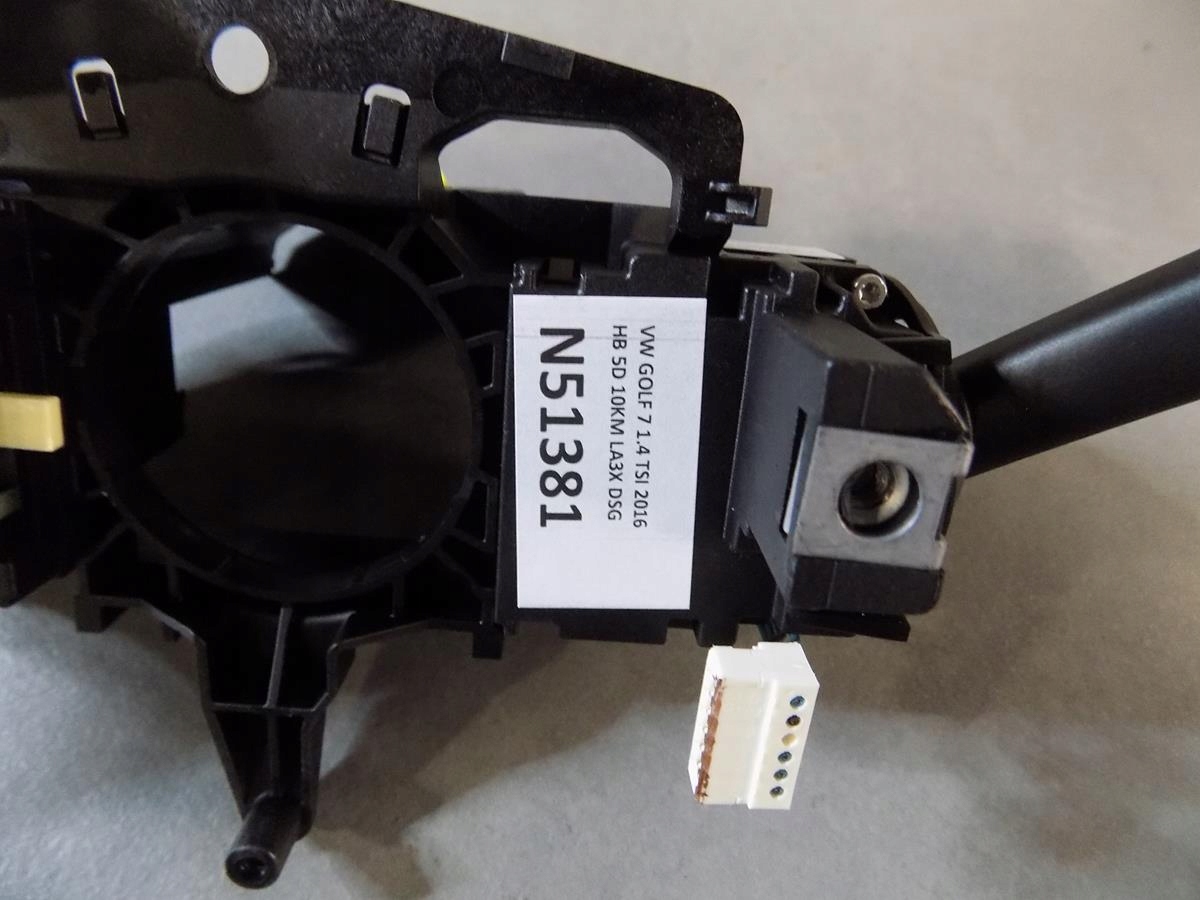 VW GOLF VII 7 steering wheel levers and controls 5q0953507HL