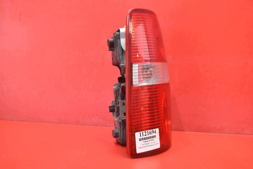 light left rear part rear 11-B672B VW TOURAN 1 and 03-06