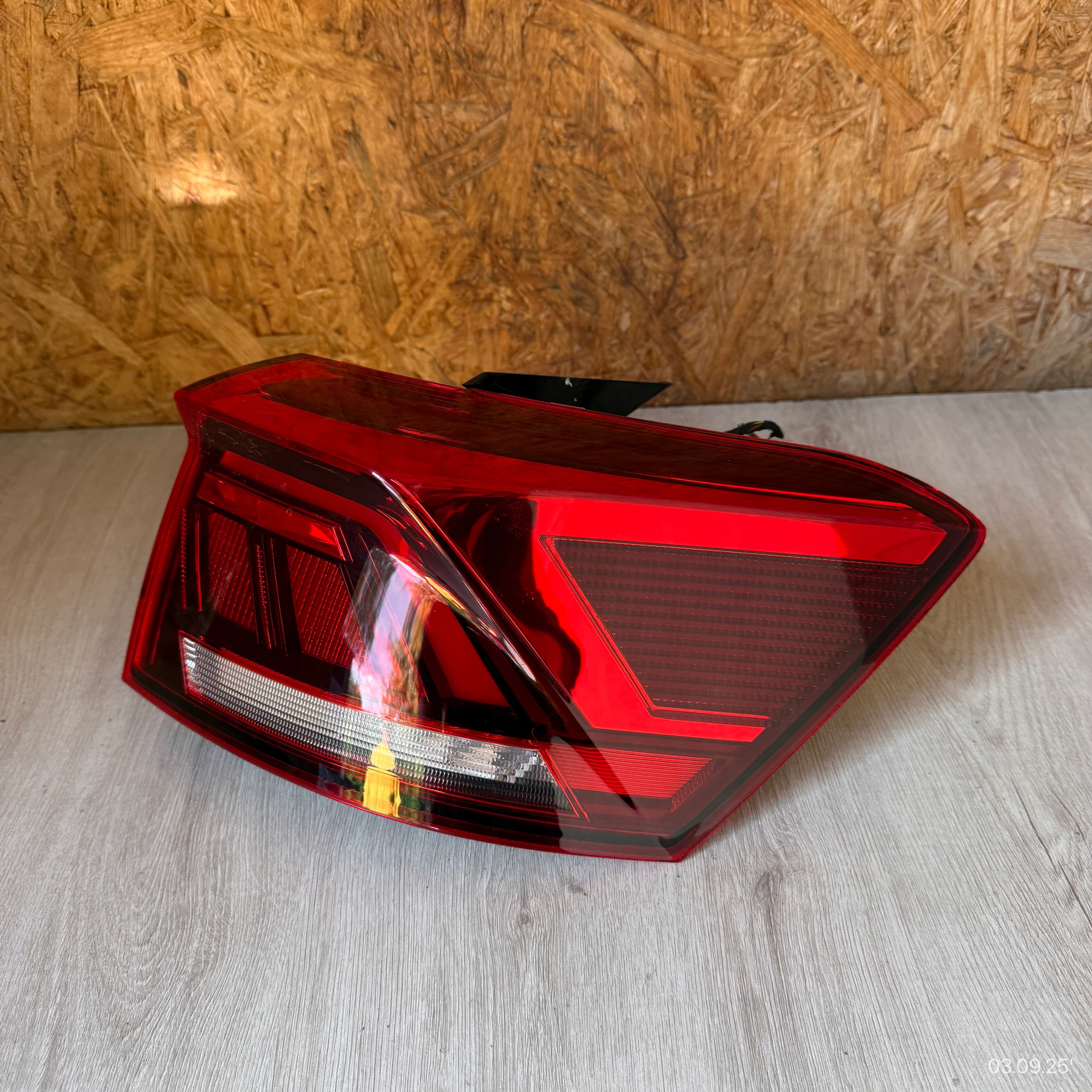 light rear right VW VOLKSWAGEN T-ROC 2GA945096D
