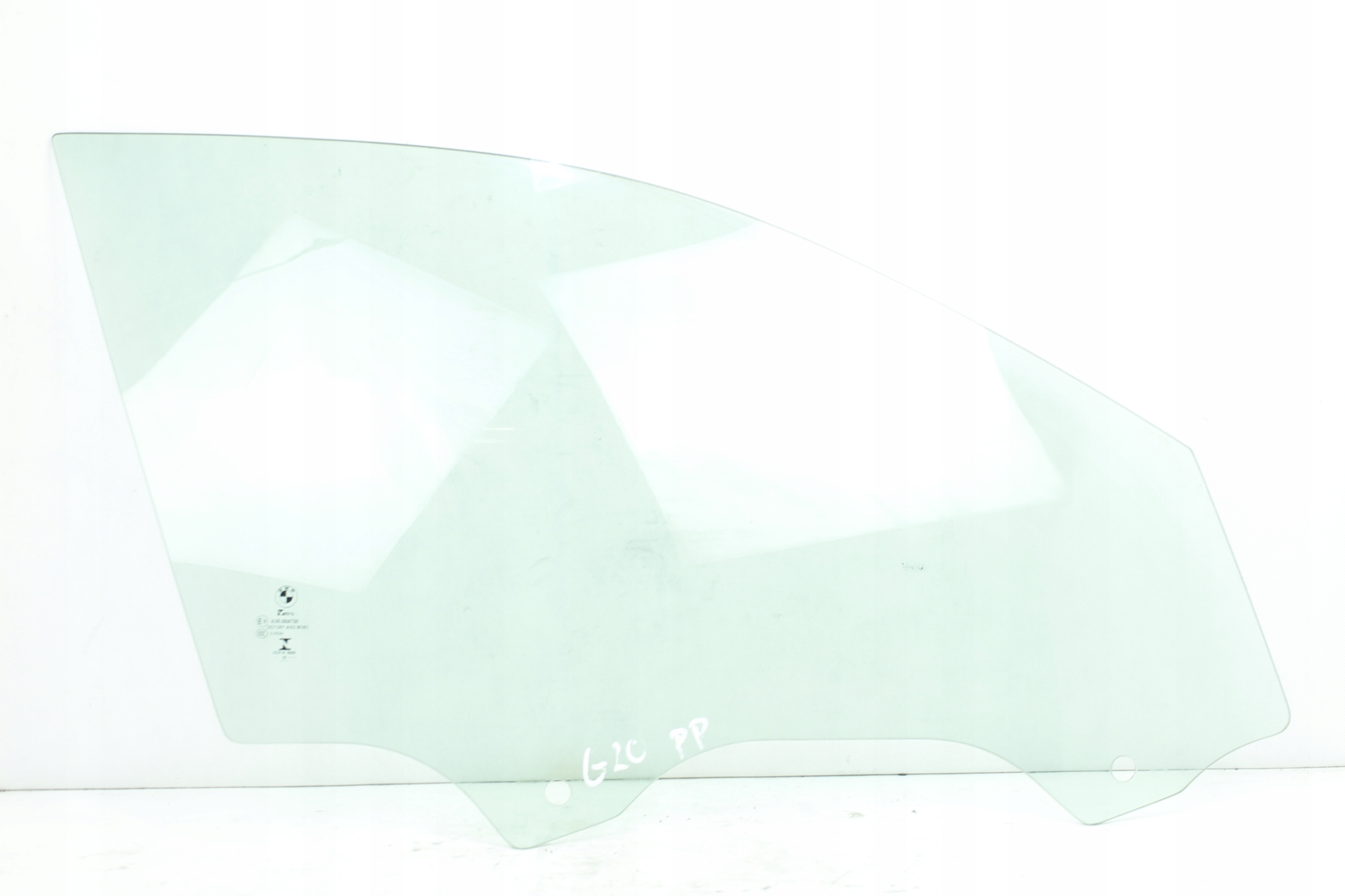 7432230 - Скло бічних дверей П ПД BMW G20 G21