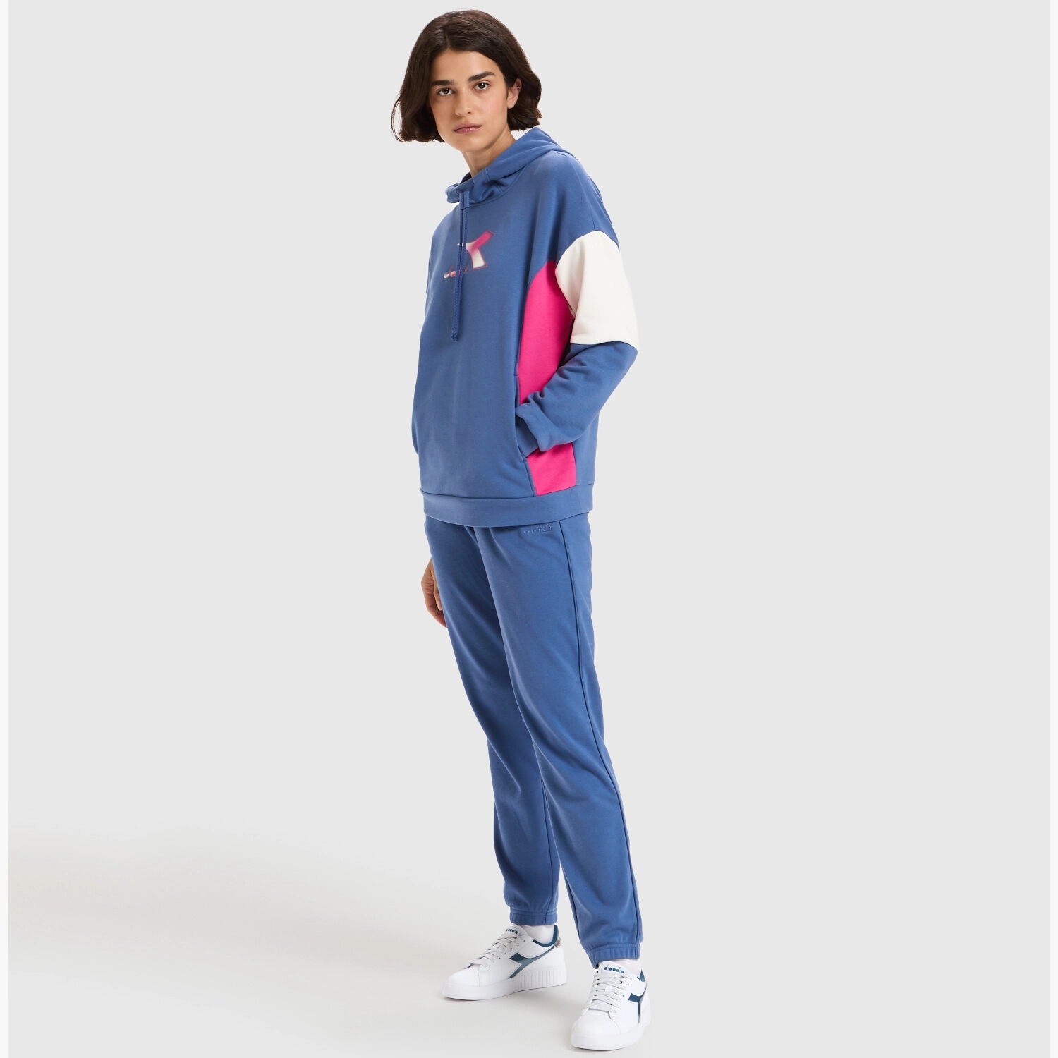 Bluza damska DIADORA L.HOODIE LUSH Dekolt inny