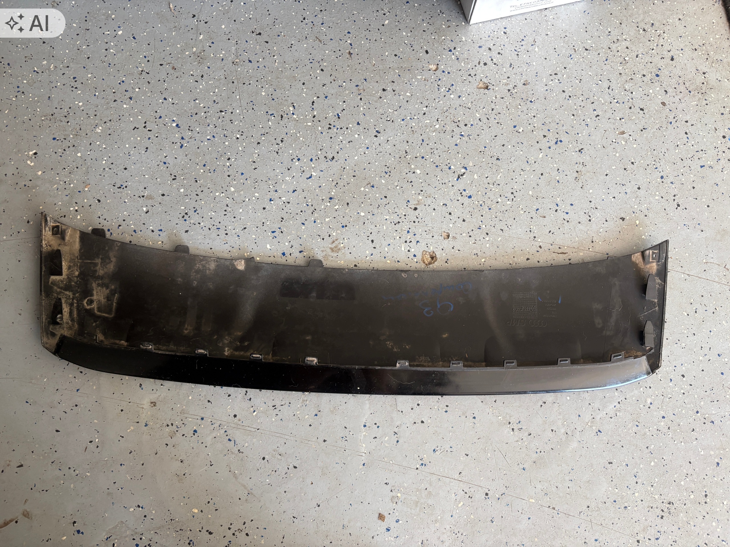 AUDI Q3 LX6T accessori Paraurti Anteriore 8U0807733C