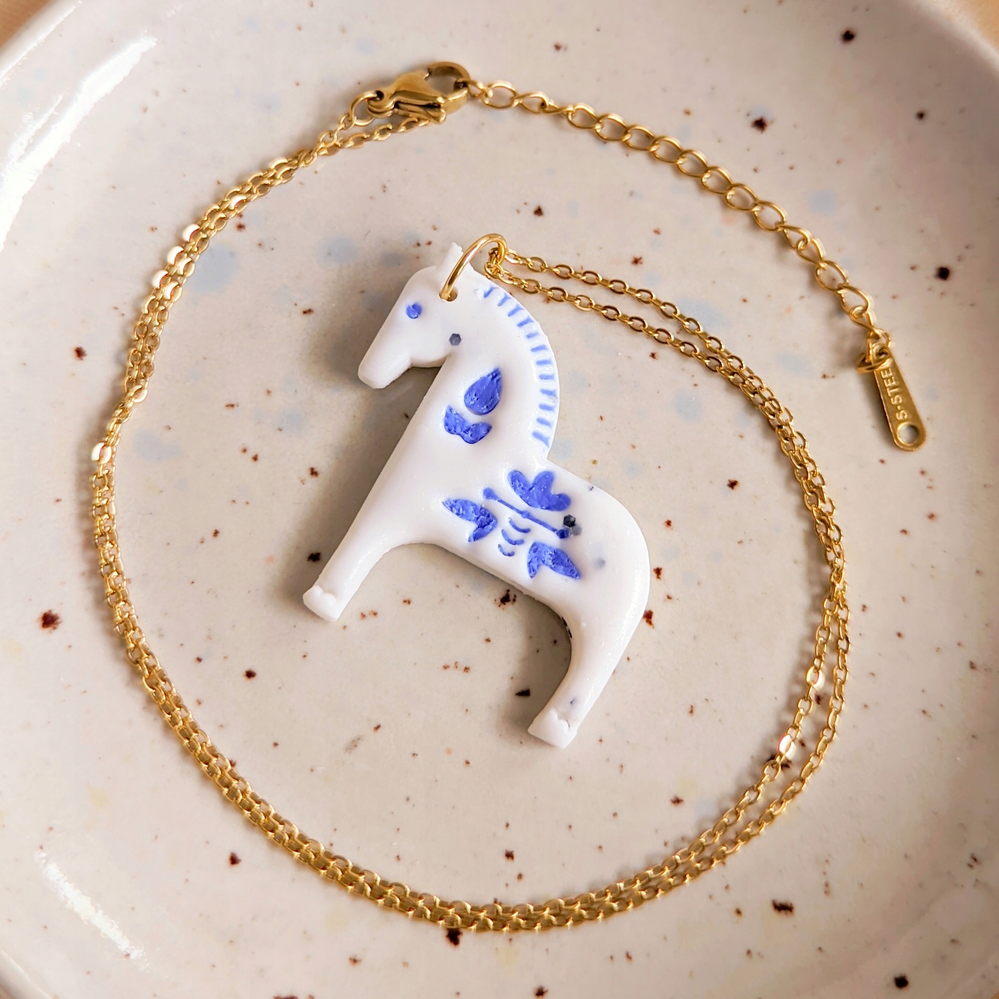 Náhrdelník s koněm , přívěsek s obrázkem koně inspirovaný přírodou boho