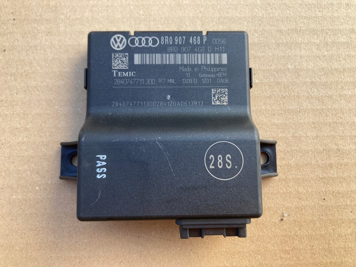 Audi A4 B8 блок комфорта 8R0907468P