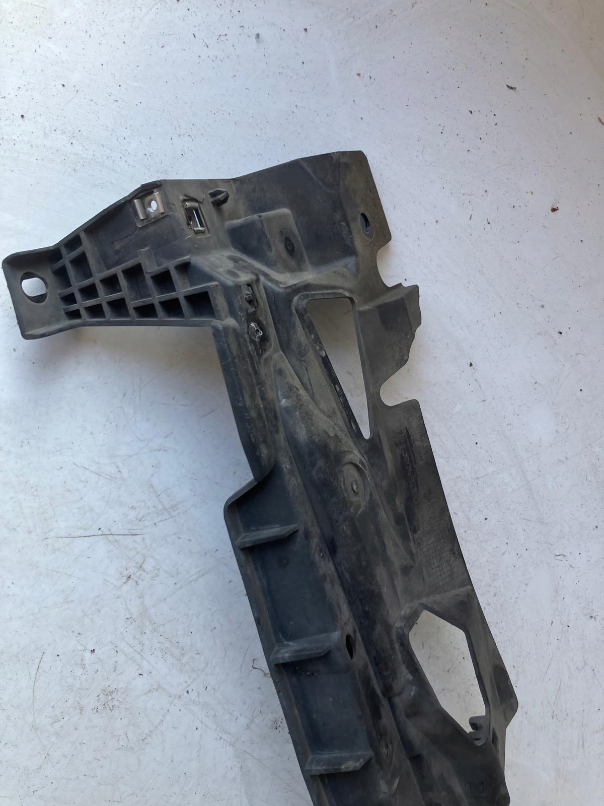 pillar upper support panel for radiators PEUGEOT 508 and PRZEDLIFT 9672749280