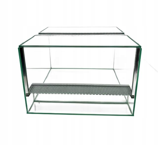 Levně Nano terárium pro pavouka gilotina s ventilací 30x30x20