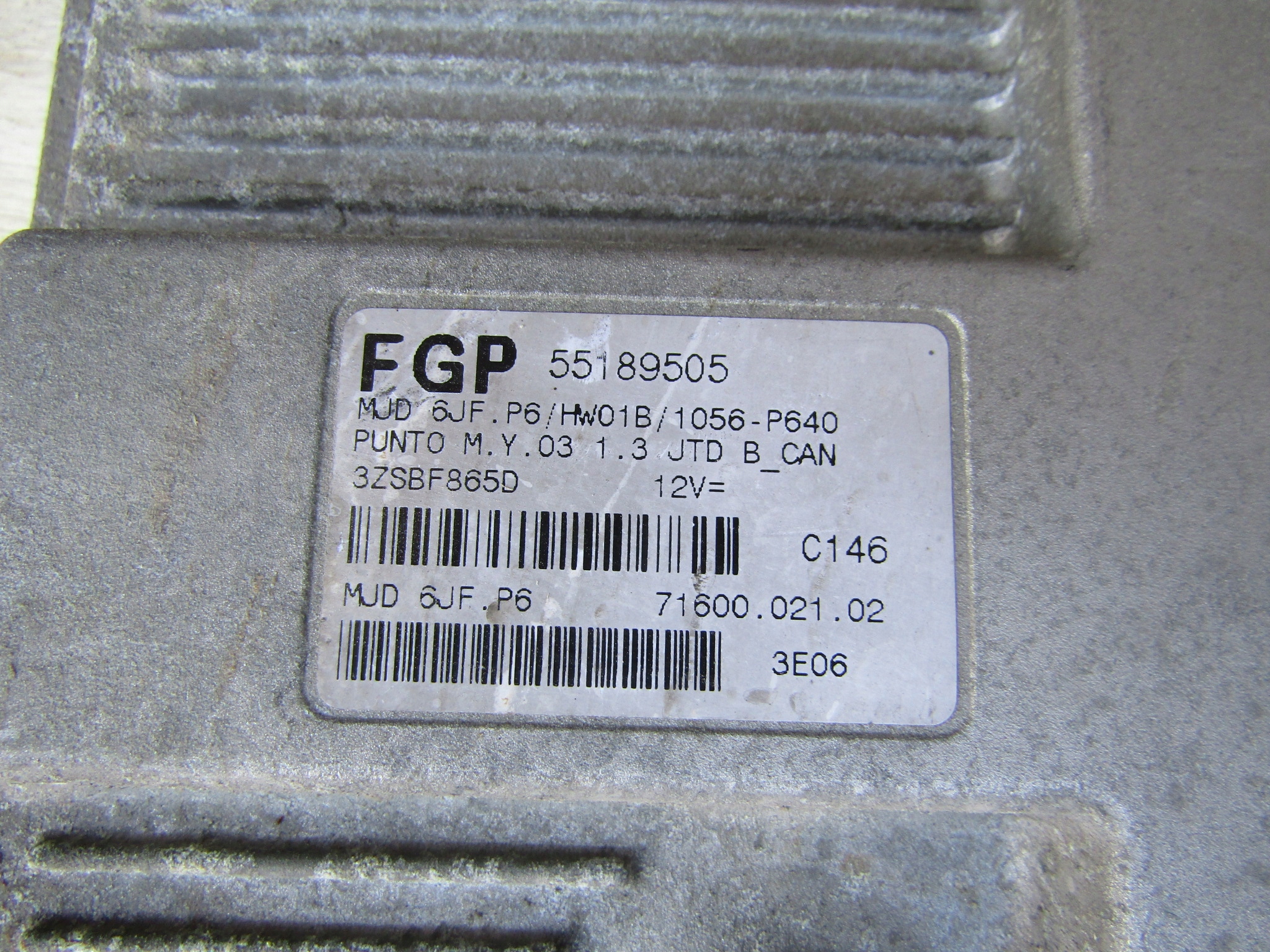 control unit of the engine FIAT PUNTO II 55189505
