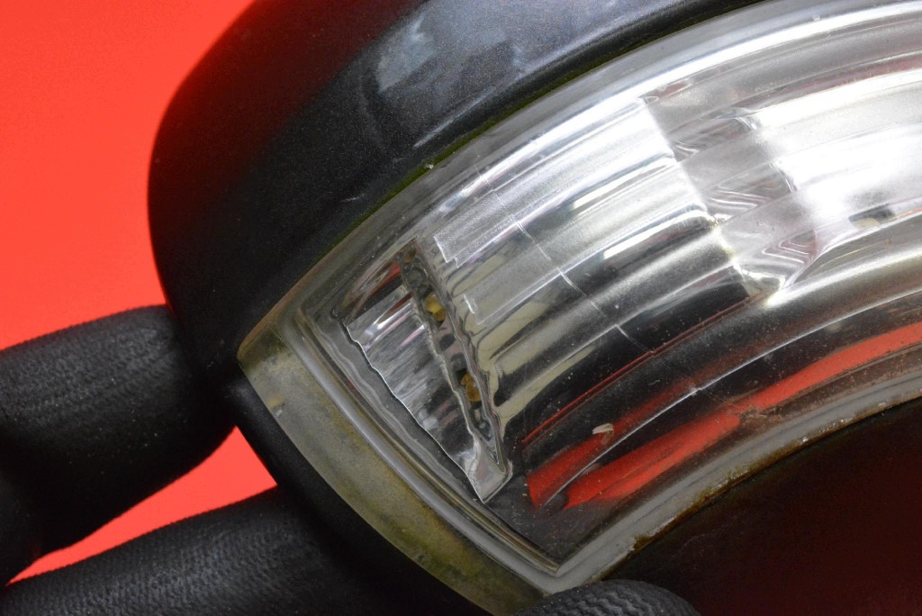 mirror right LC8Z EU 3C0857934 VW PASSAT B6 05-10 6 PIN
