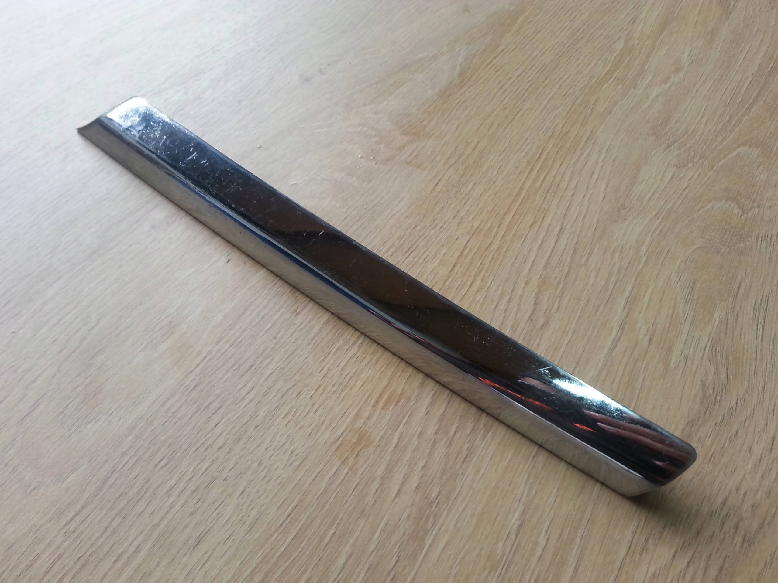 KIA SPORTAGE 2 II LISTWA CHROM ATRAPY 04-07 PRAWY Producent części Kia OE