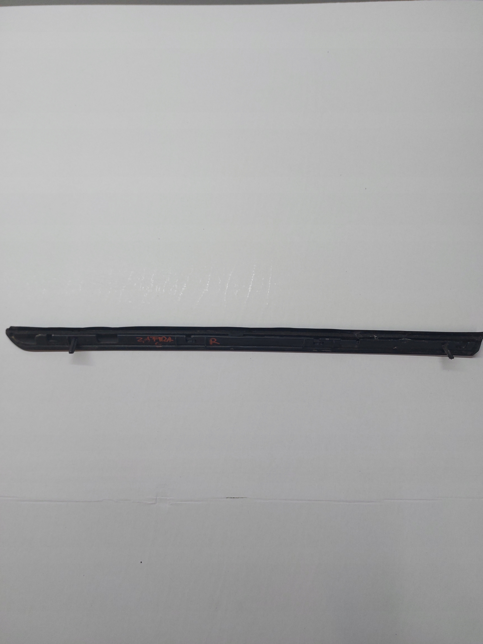 modanatura parafango Destro ZAFIRA C 20808476