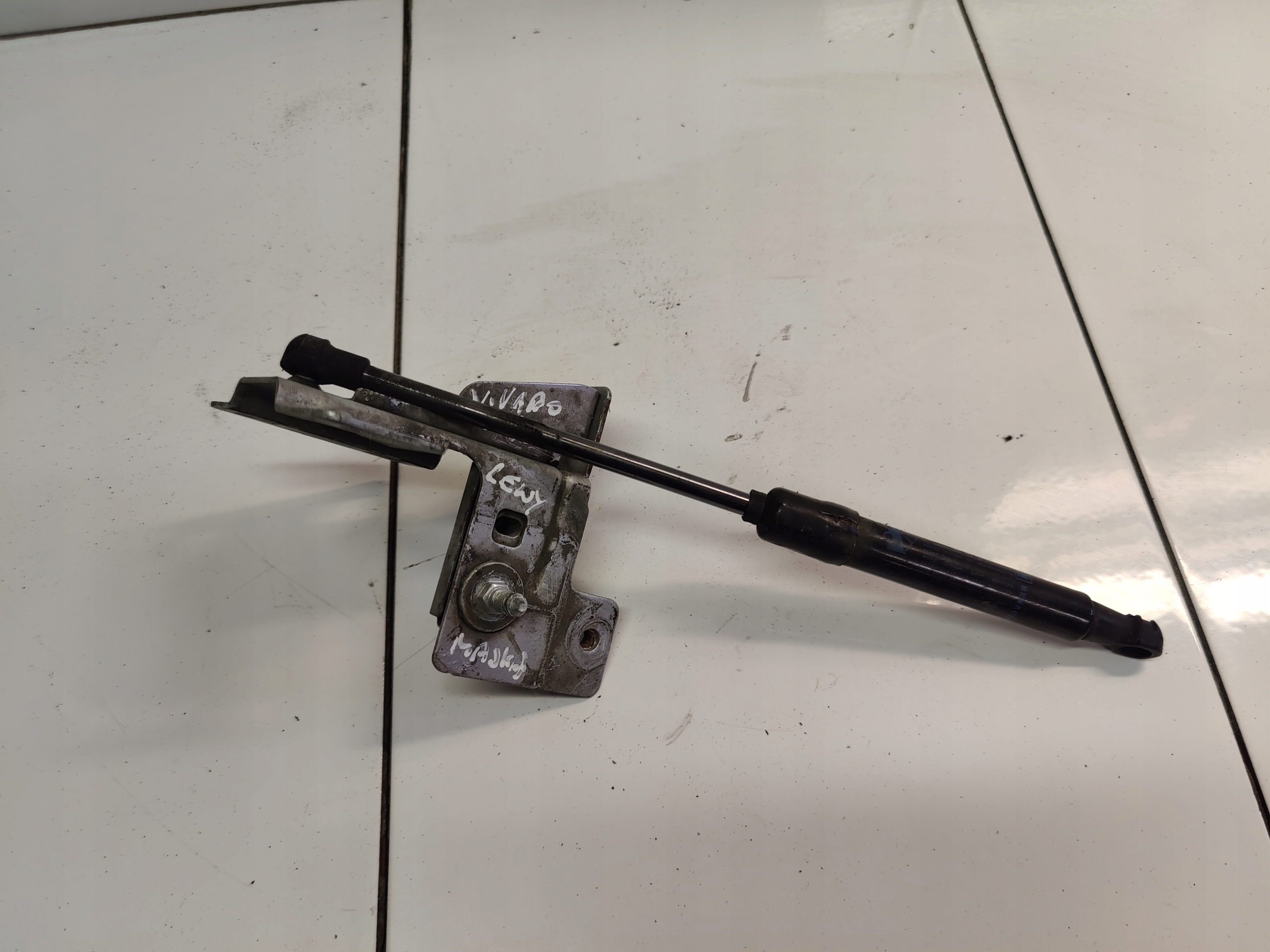RENAULT TRAFIC III 1.6DCI holder damper bonnets 164752310R left