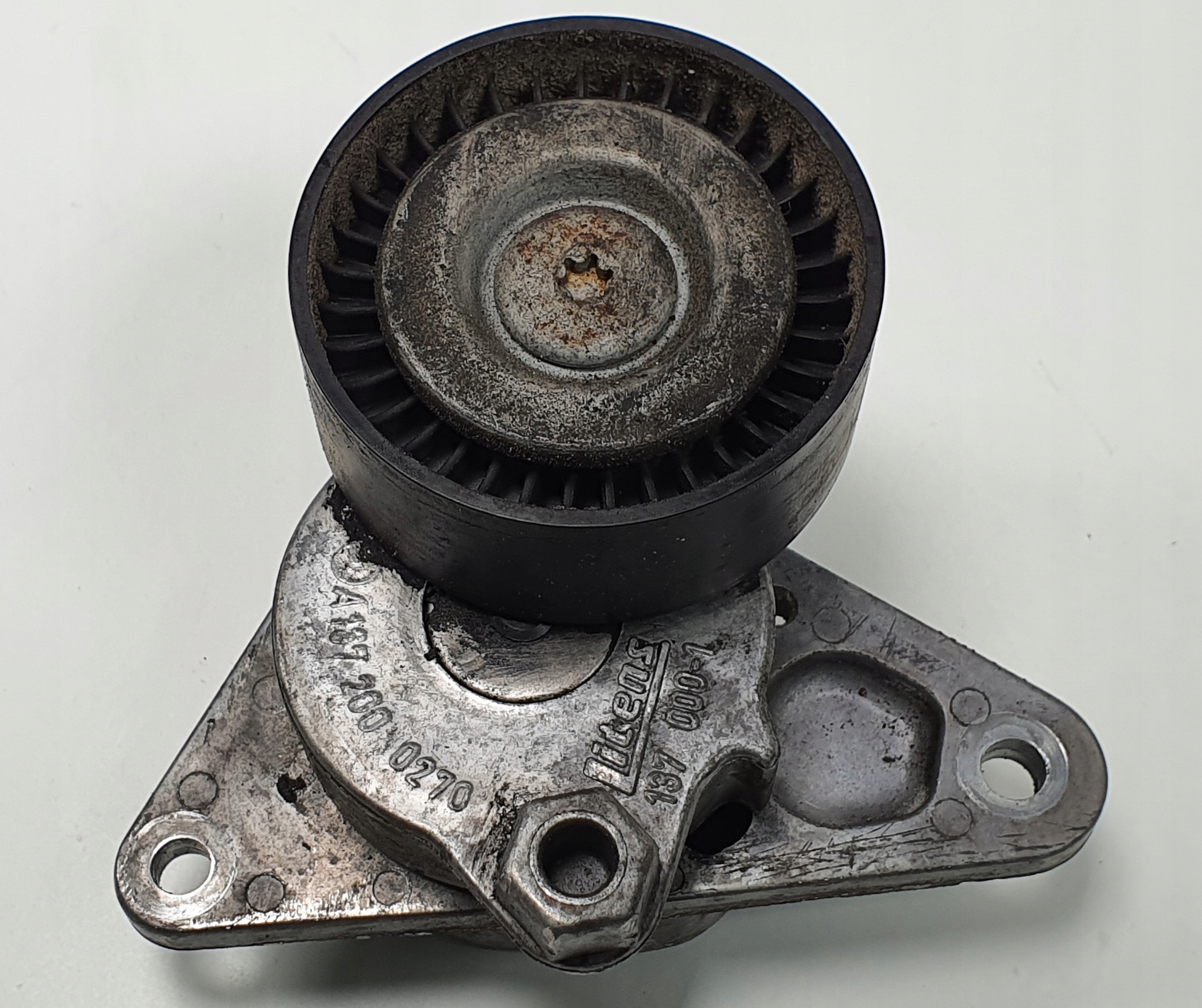 A137 200 - Ролик натяжителя ременя MERCEDES W221 A1372000270