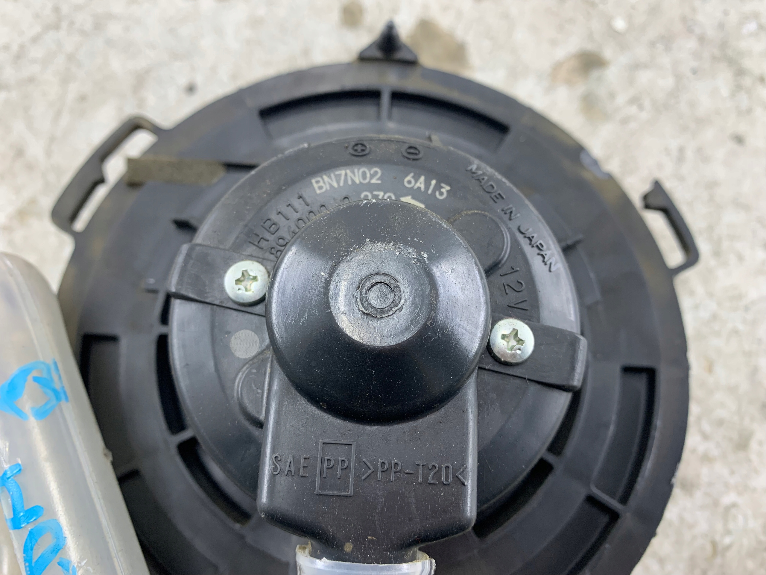 MAZDA 3 e BK riscaldamento BOCCHETTE 894000-0270
