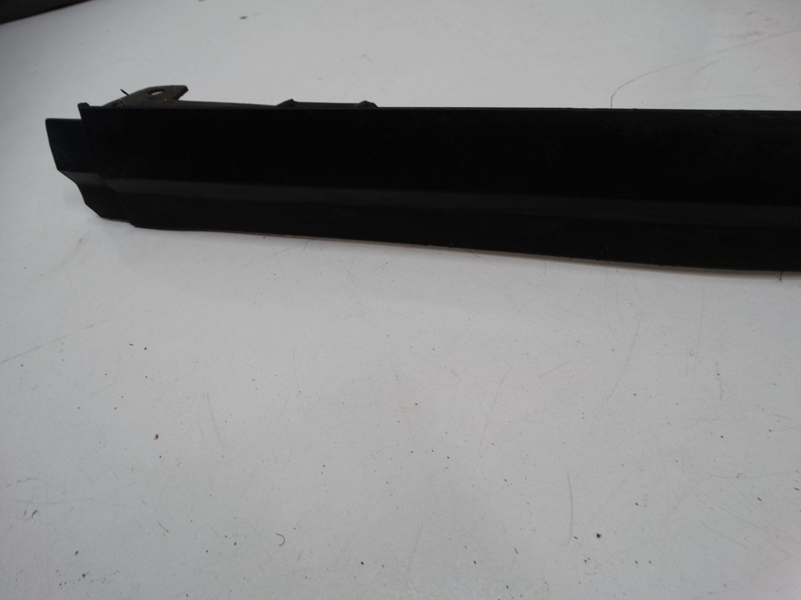 HOKEJ of a bumper left front OPEL ASTRA H 13121998