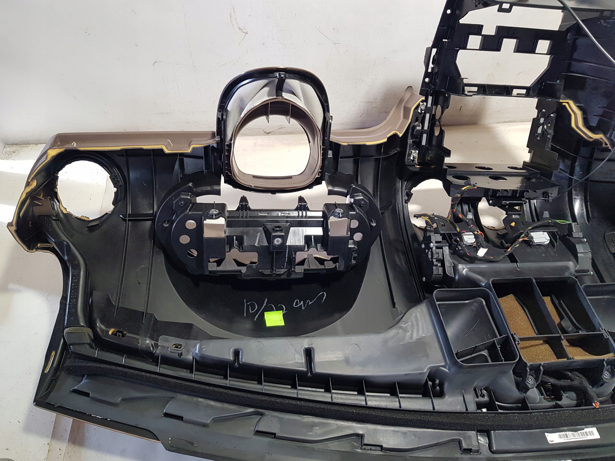 консоль торпеда MERCEDES ML W164 РЕСТАЙЛИНГ европа