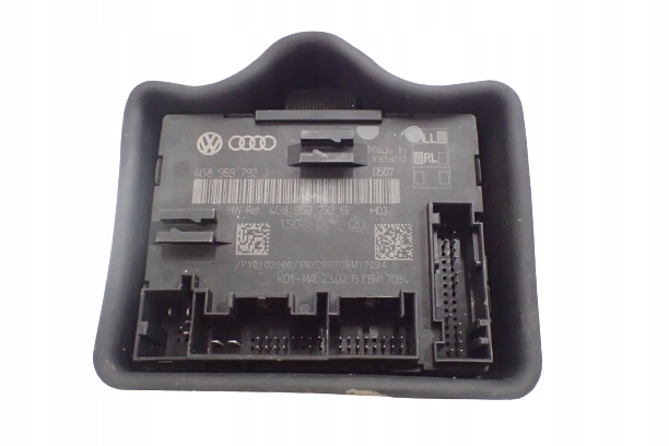 /P10/34 - AUDI A6 C7 модуль двері 4g8959792j