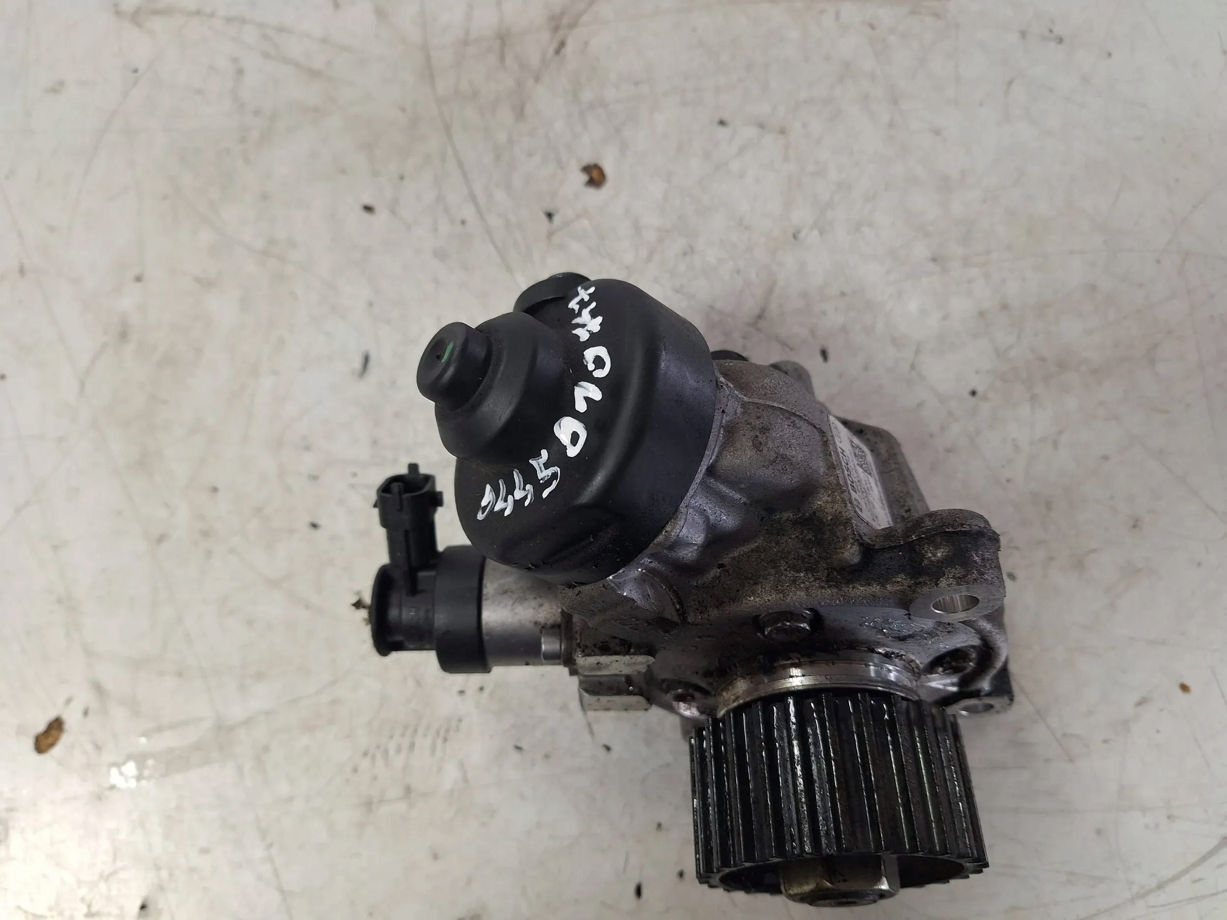 Einspritzpumpe 0445010747 Alfa Romeo Stelvio Giulia 2.2 D