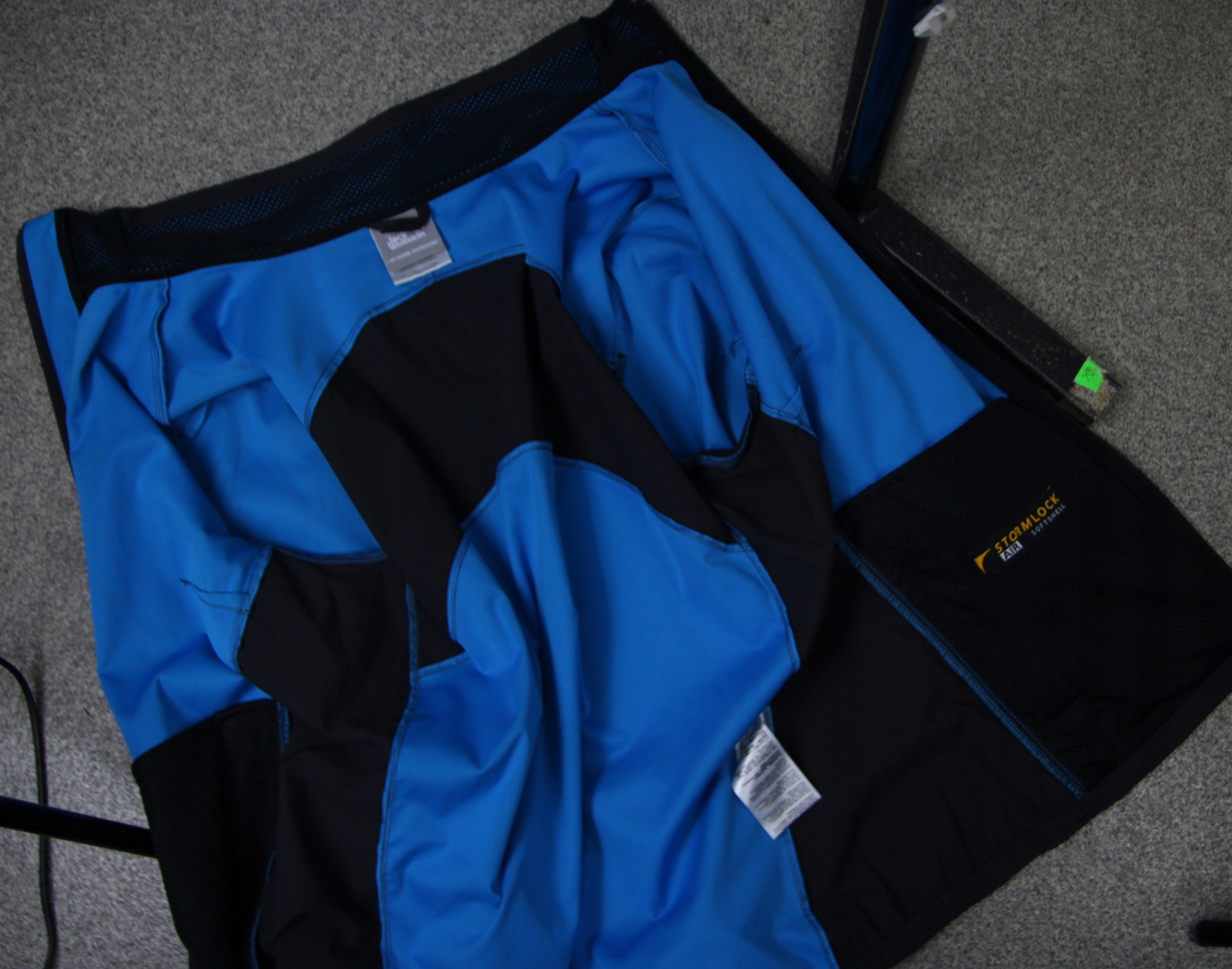 Jack Wolfskin damska kurtka turystyczna Stormlock Air softshell rozmiar L Model softshell