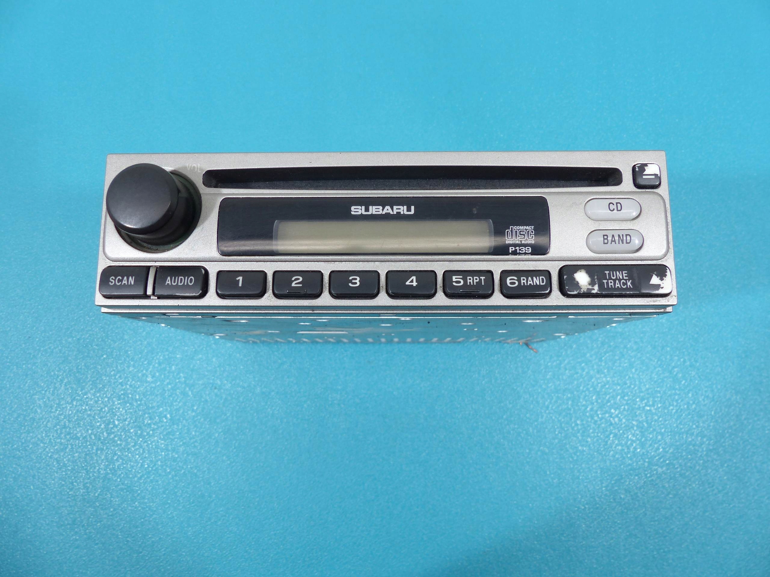 RADIO CD SUBARU FORESTER II SG 86201SA360 06-08
