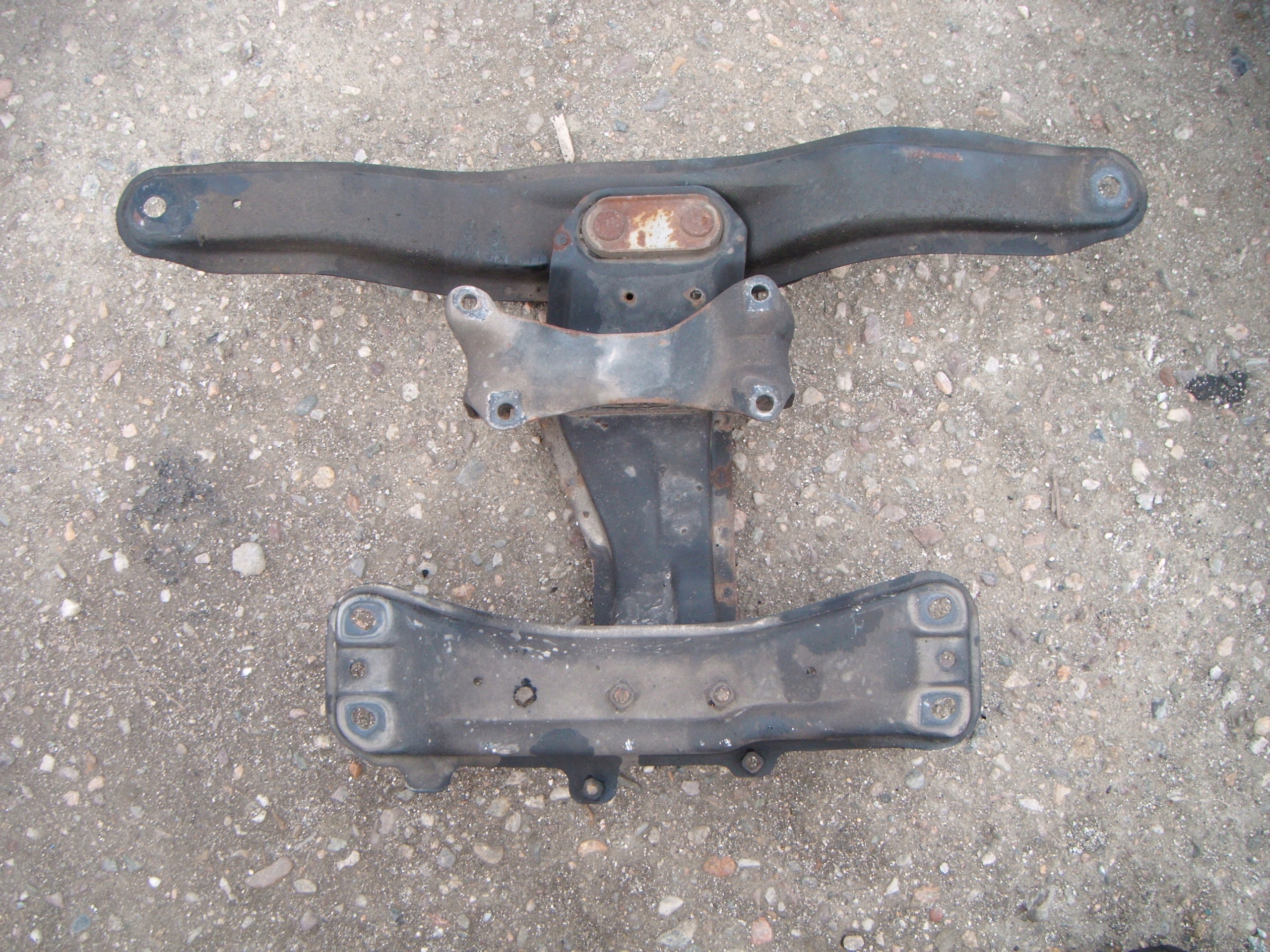 SUBARU OUTBACK III 3 03-09 2.0D BELKA POD SKRZYNIĘ