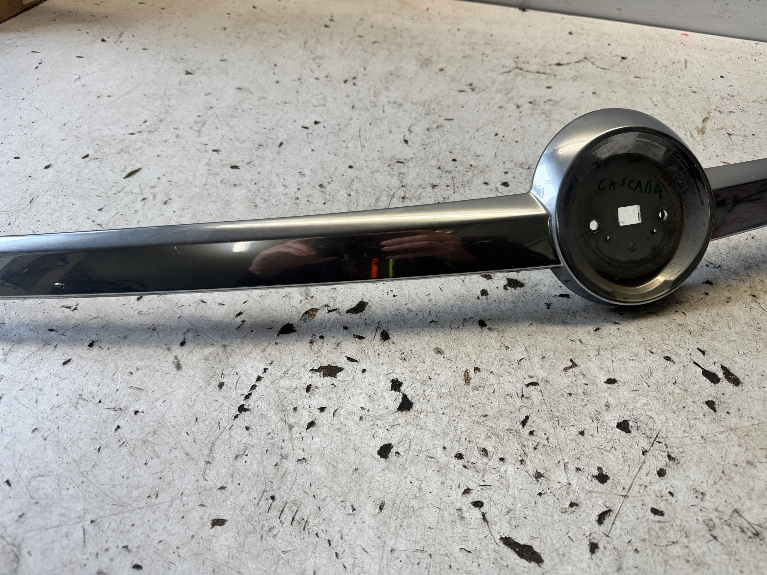 OPEL CASCADA CABRIO moulding bonnet rear part cap CHROM original