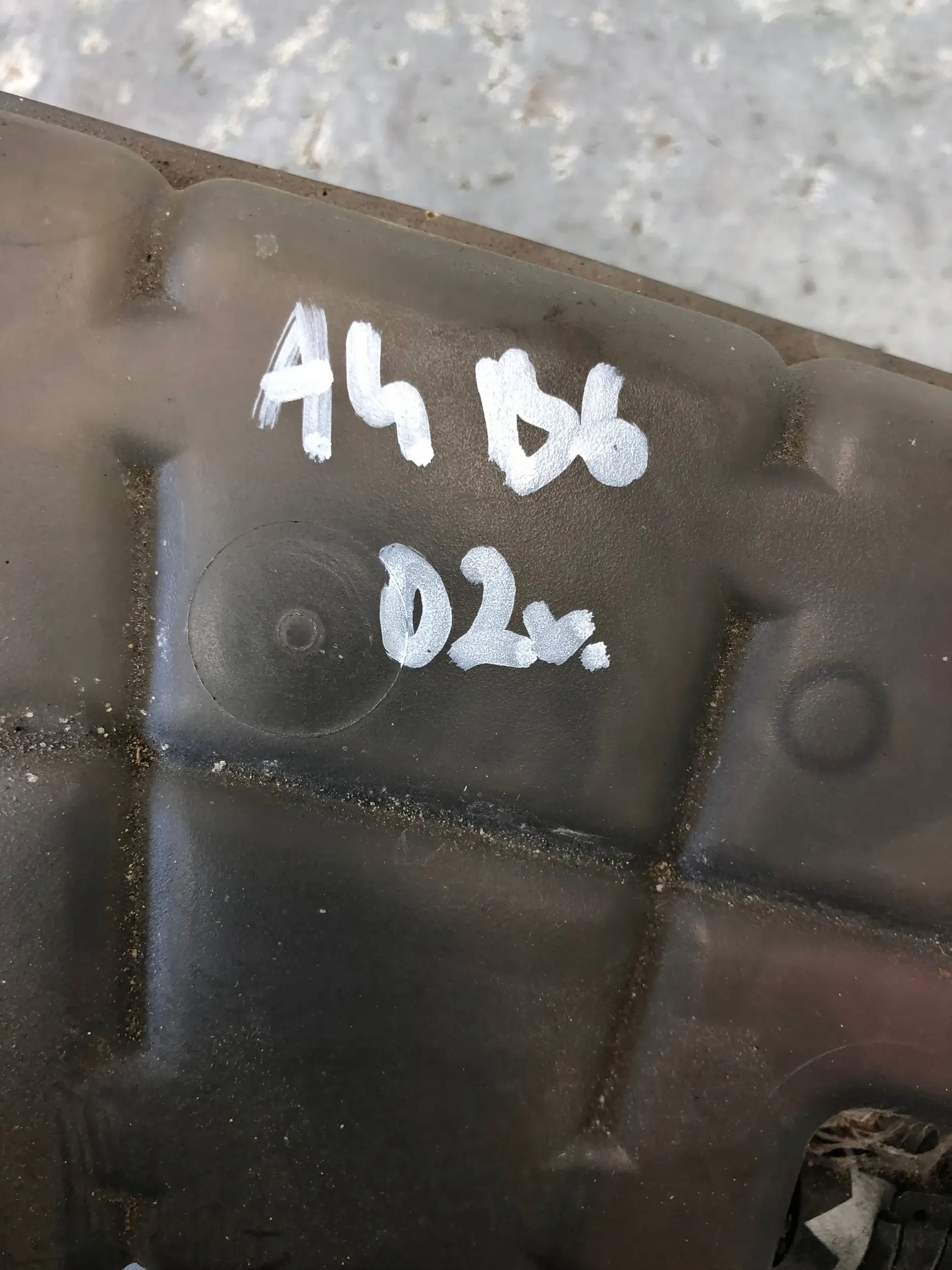 Réservoir eau AUDI A4 B6 8E0121403