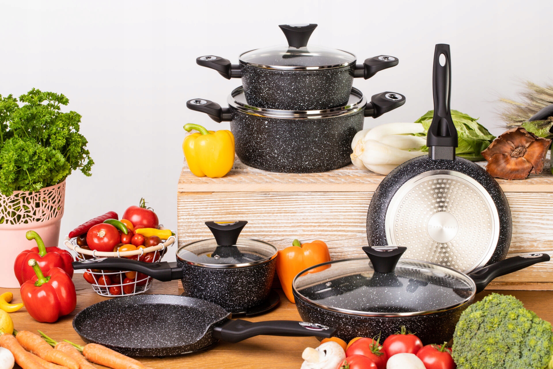 ZESTAW GARNKÓW GRANITOWYCH PATELNIA INDUKCJA Kod producenta KB-7201